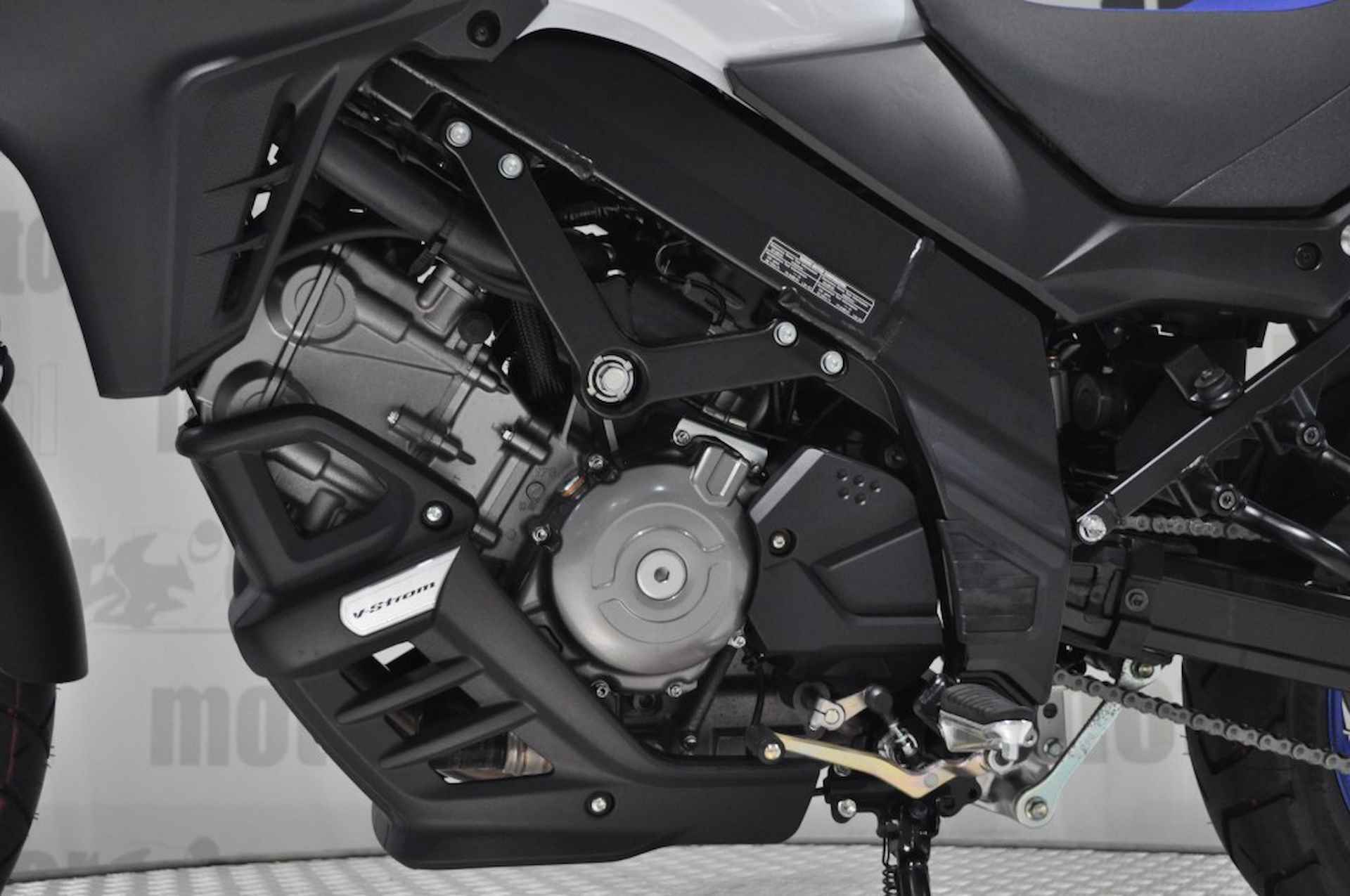 SUZUKI Dl 650 Xt   Abs V-STROM - 10/18