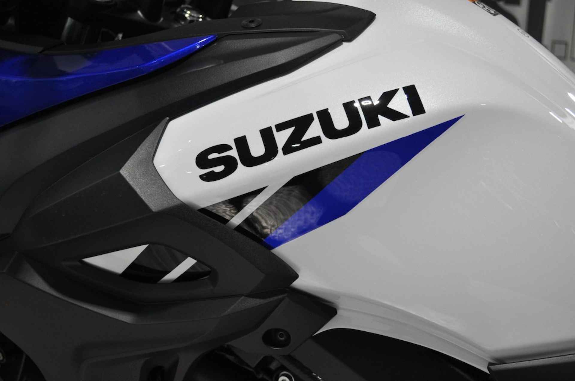 SUZUKI Dl 650 Xt   Abs V-STROM - 16/18