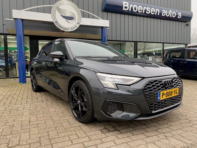 AUDI A3 Sportback 30 TFSI 110pk Advanced Edition met ACC, ParkAssist en 18" velgen