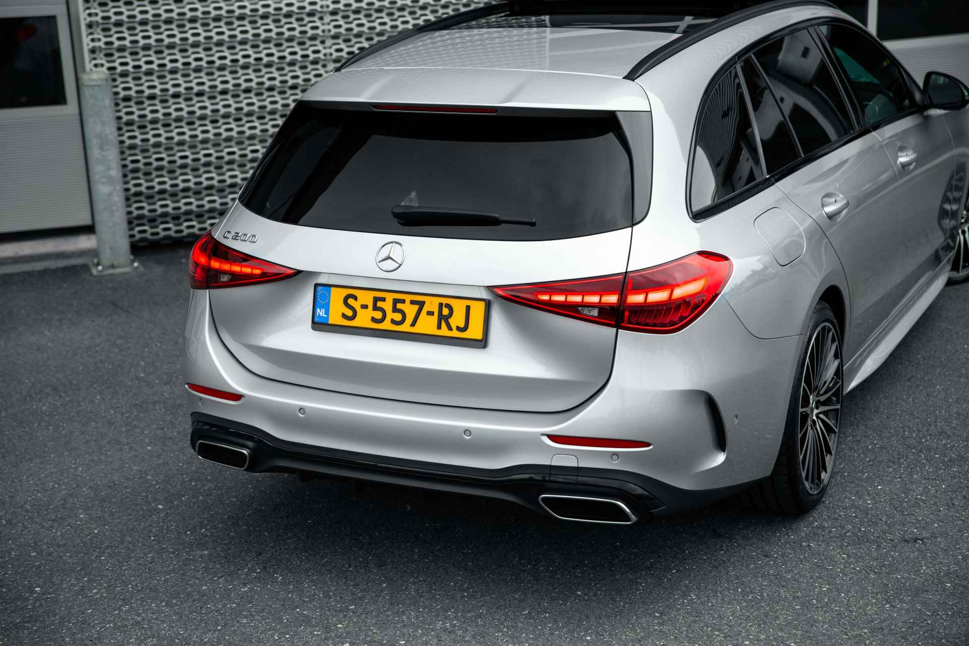 Mercedes-Benz C-Klasse C200 Estate AMG - Line | Panoramadak | Nightpakket Limited - 17/65