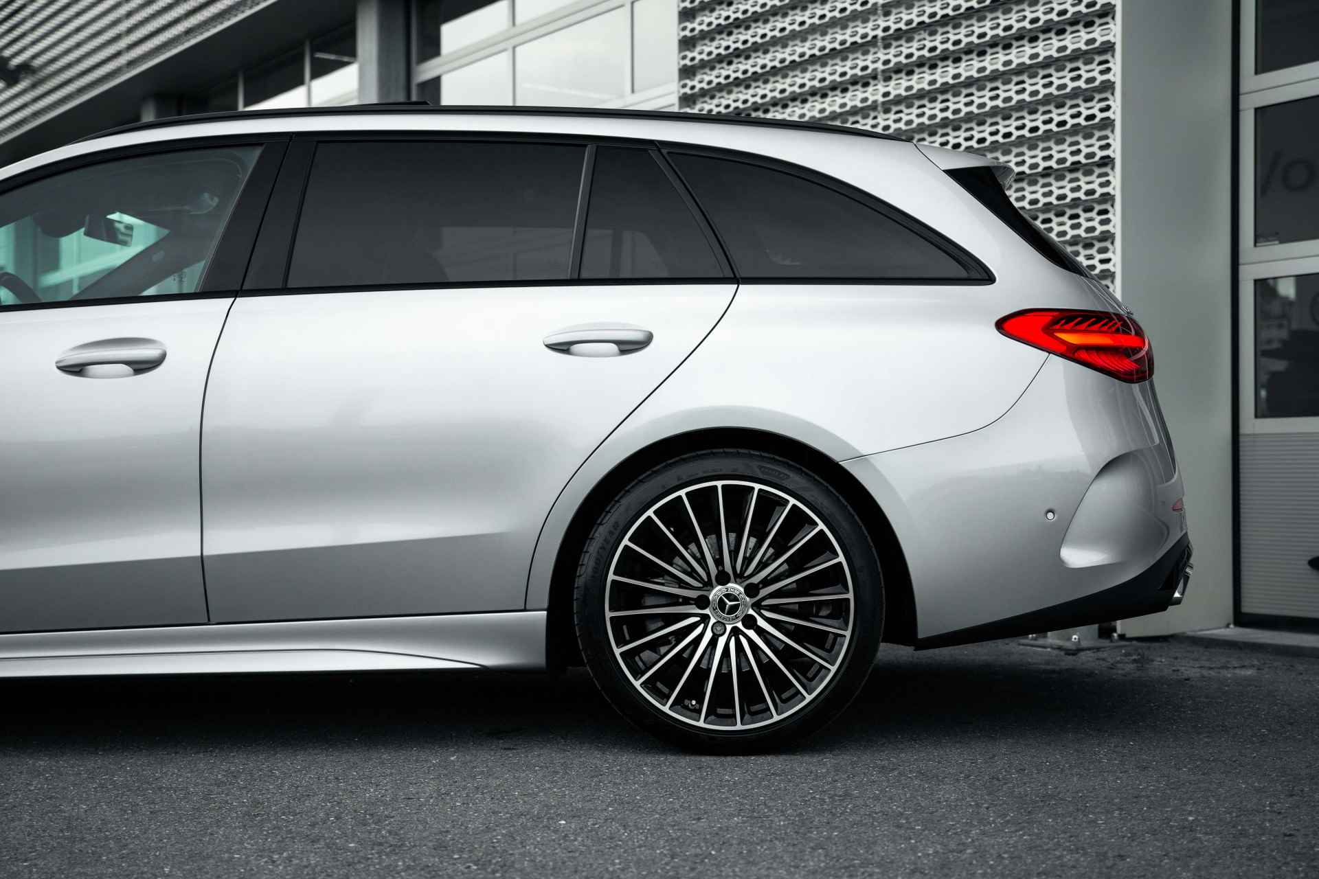 Mercedes-Benz C-Klasse C200 Estate AMG - Line | Panoramadak | Nightpakket Limited - 25/65