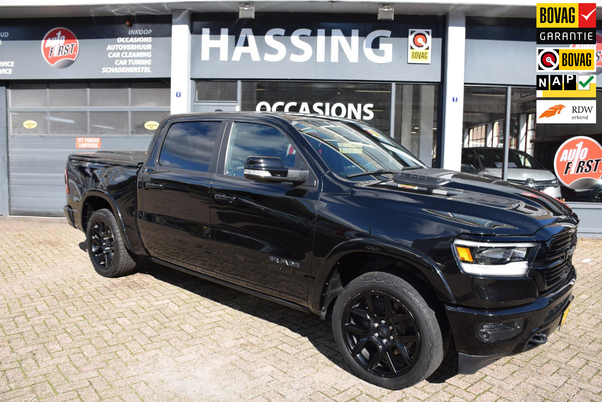 Dodge Ram 1500 5.7 V8 4x4 Crew Cab Laramie, Leer, Panorama dak, PDC, Achteruitrij camera, Trekhaak, Leer, Led-Xenon.