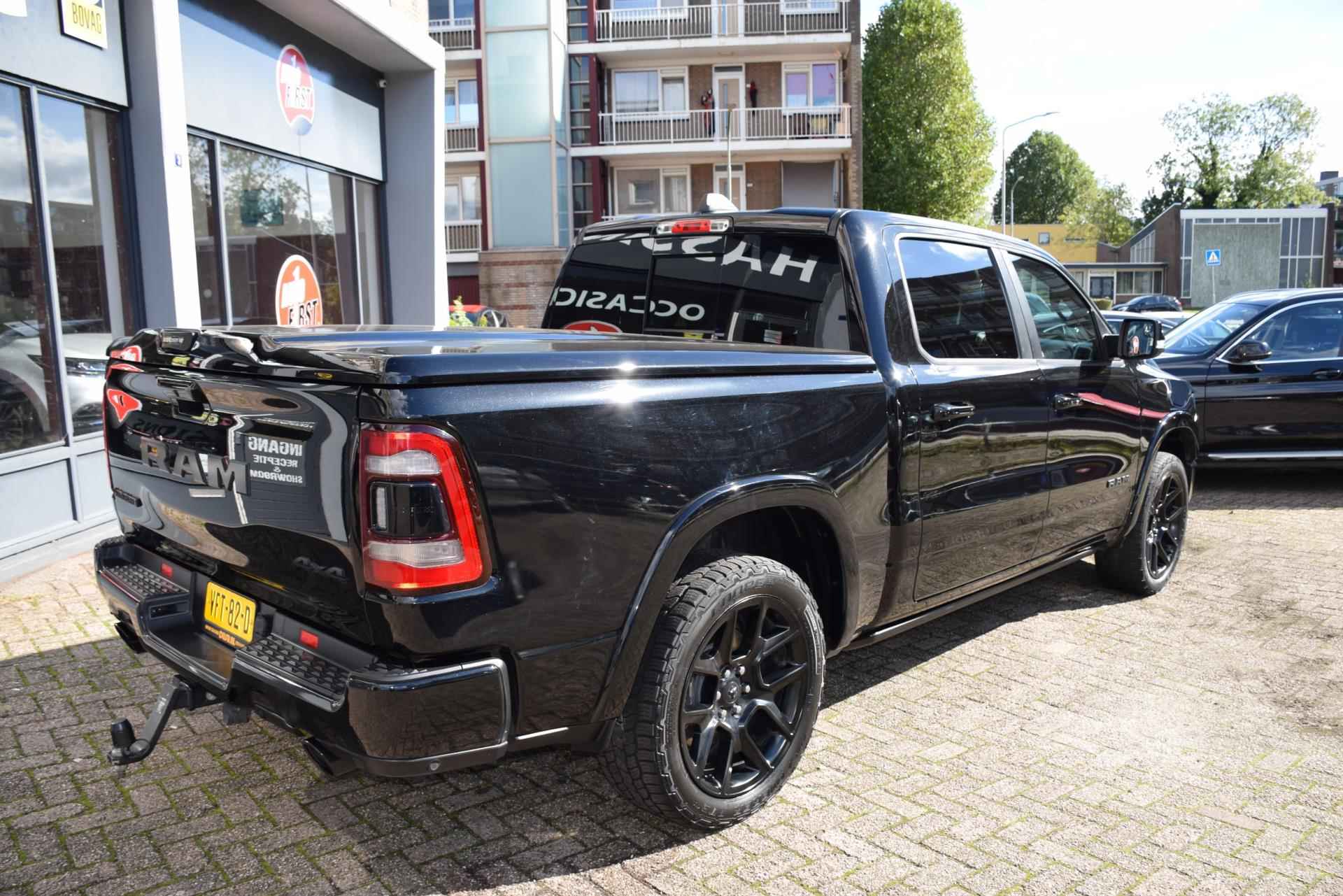 Dodge Ram 1500 5.7 V8 4x4 Crew Cab Laramie, Leer, Panorama dak, PDC, Achteruitrij camera, Trekhaak, Leer, Led-Xenon. - 12/74