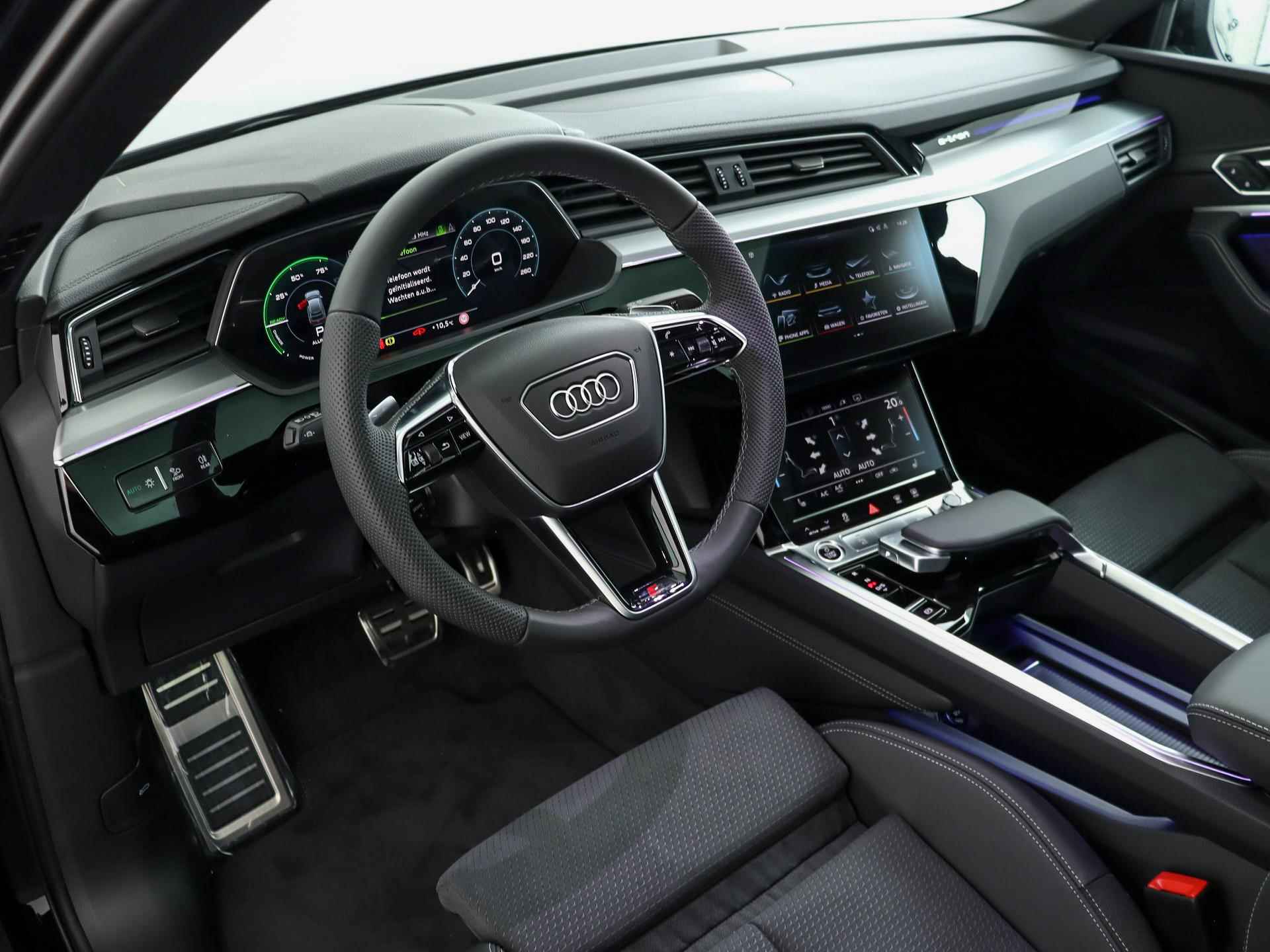 Audi Q8 Sportback e-tron 55 quattro S Edition 115 kWh | Panoramadak | Camera | LED | Adaptive Cruise | Stoelverwarming | Navigatie | - 2/46