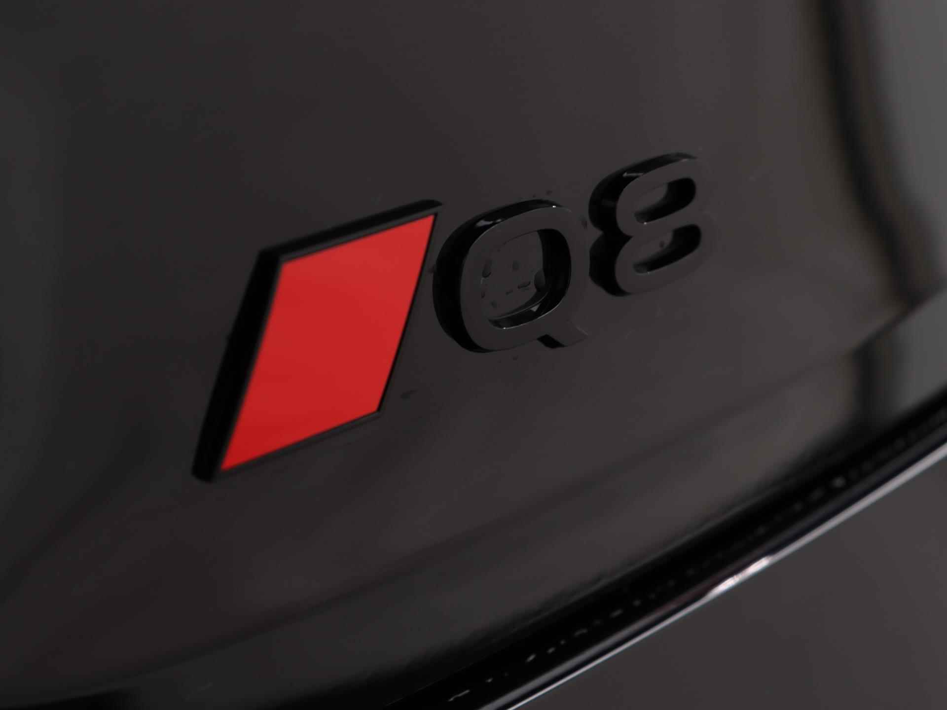 Audi Q8 Sportback e-tron 55 quattro S Edition 115 kWh | Panoramadak | Camera | LED | Adaptive Cruise | Stoelverwarming | Navigatie | - 12/46