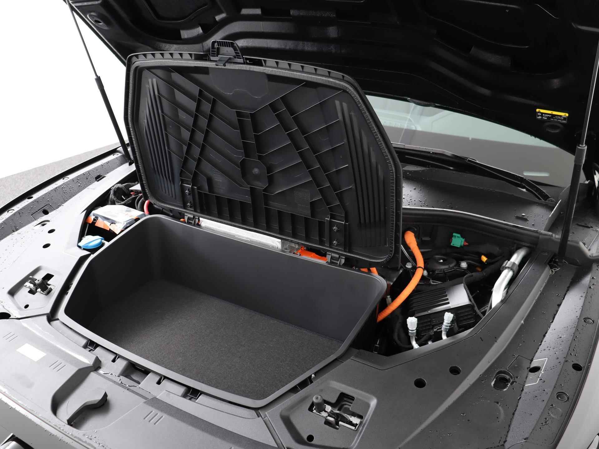 Audi Q8 Sportback e-tron 55 quattro S Edition 115 kWh | Panoramadak | Camera | LED | Adaptive Cruise | Stoelverwarming | Navigatie | - 15/46
