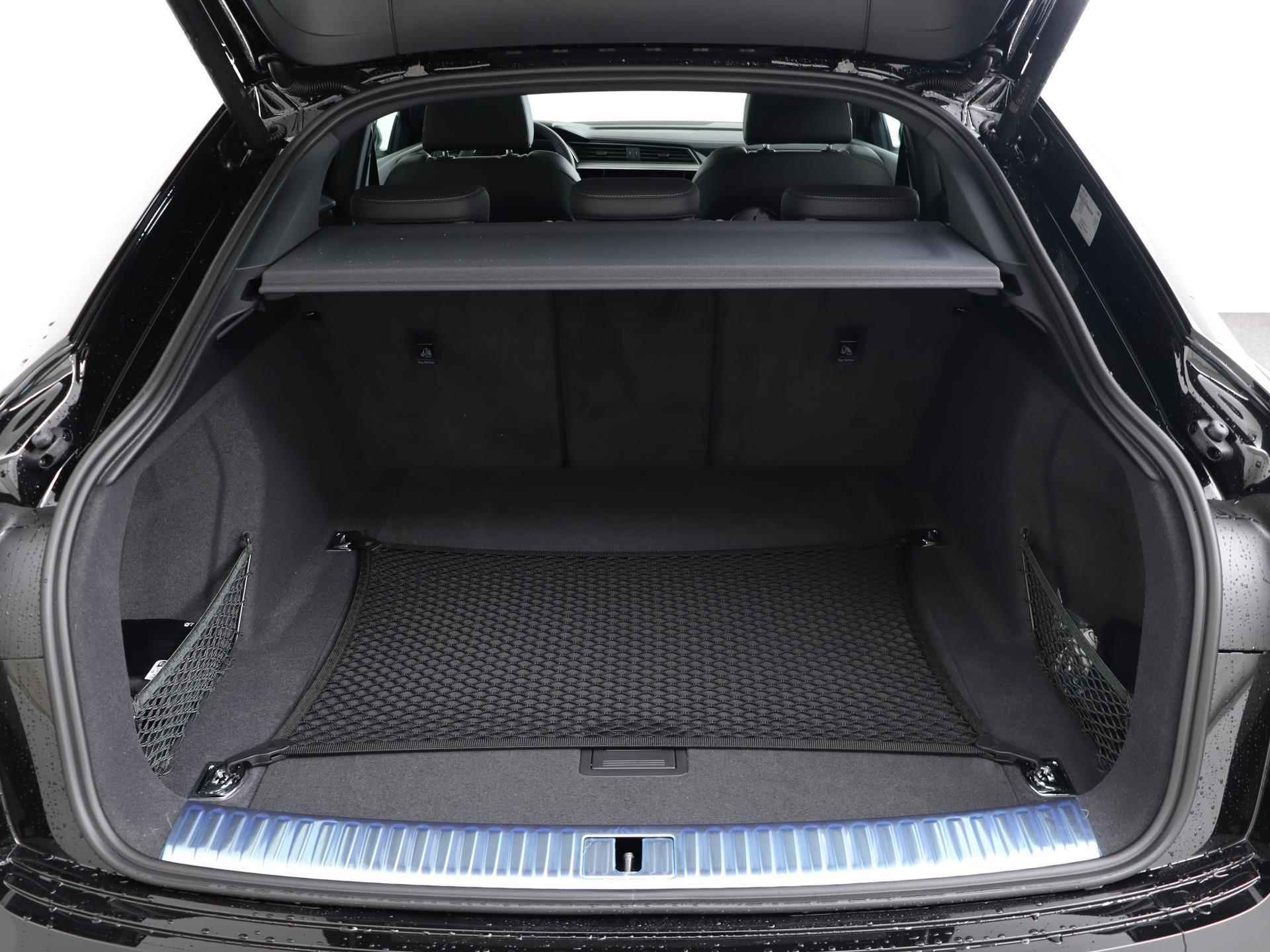 Audi Q8 Sportback e-tron 55 quattro S Edition 115 kWh | Panoramadak | Camera | LED | Adaptive Cruise | Stoelverwarming | Navigatie | - 18/46