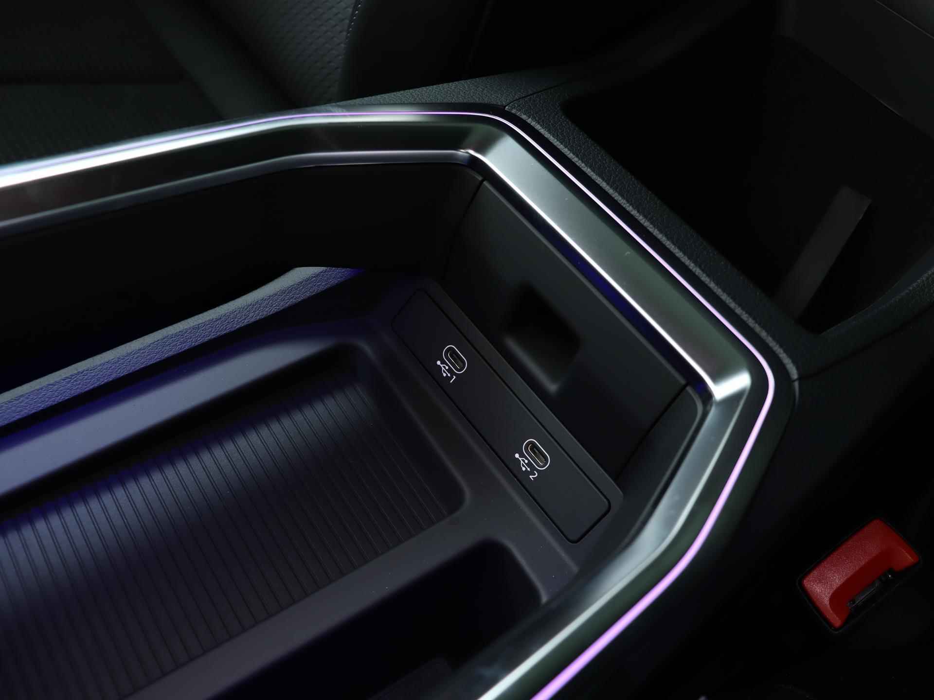Audi Q8 Sportback e-tron 55 quattro S Edition 115 kWh | Panoramadak | Camera | LED | Adaptive Cruise | Stoelverwarming | Navigatie | - 45/46