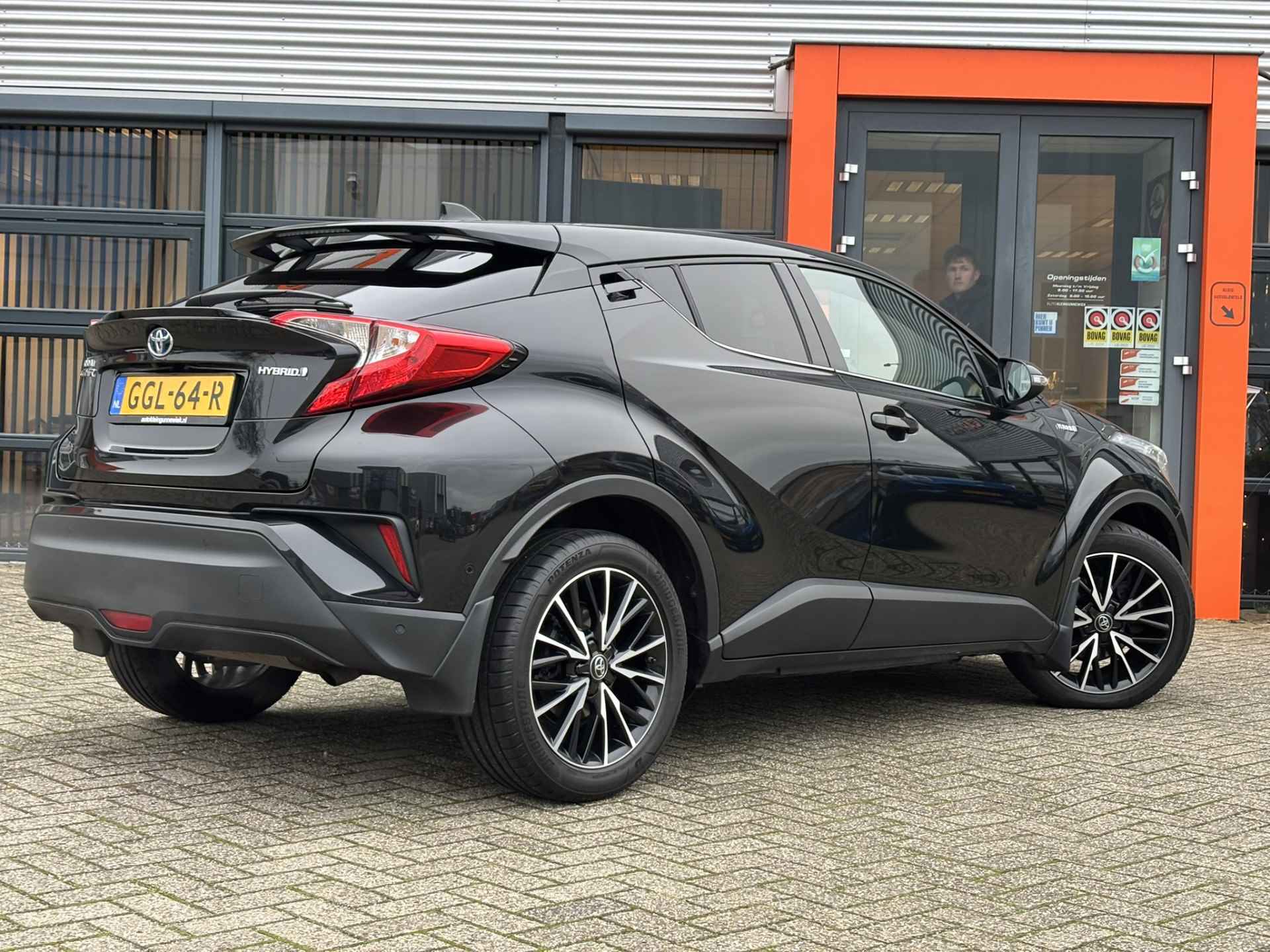 Toyota C-HR 1.8 Hybrid Executive / Airco / Navi / Achterruitrijcamera / Stoelverwarming / - 12/36