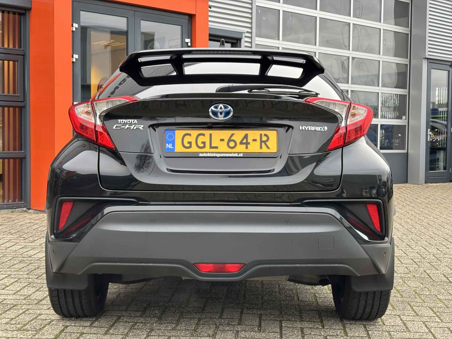 Toyota C-HR 1.8 Hybrid Executive / Airco / Navi / Achterruitrijcamera / Stoelverwarming / - 35/36