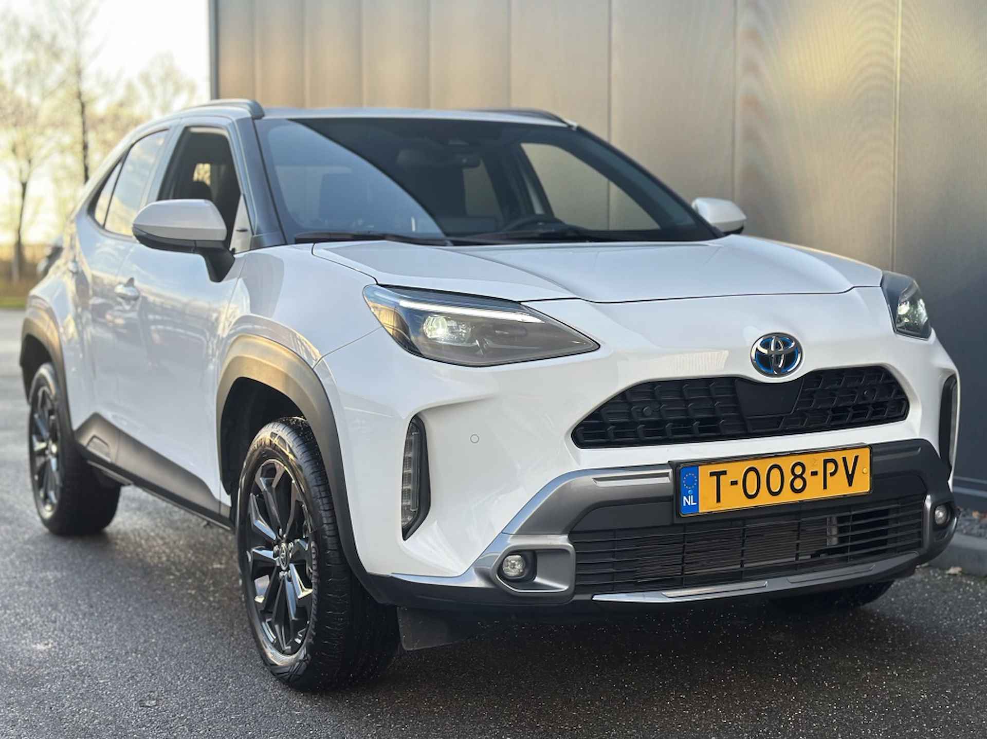 Toyota Yaris Cross 1.5 Hybrid Explore NL-Auto in nieuwstaat! - 7/32