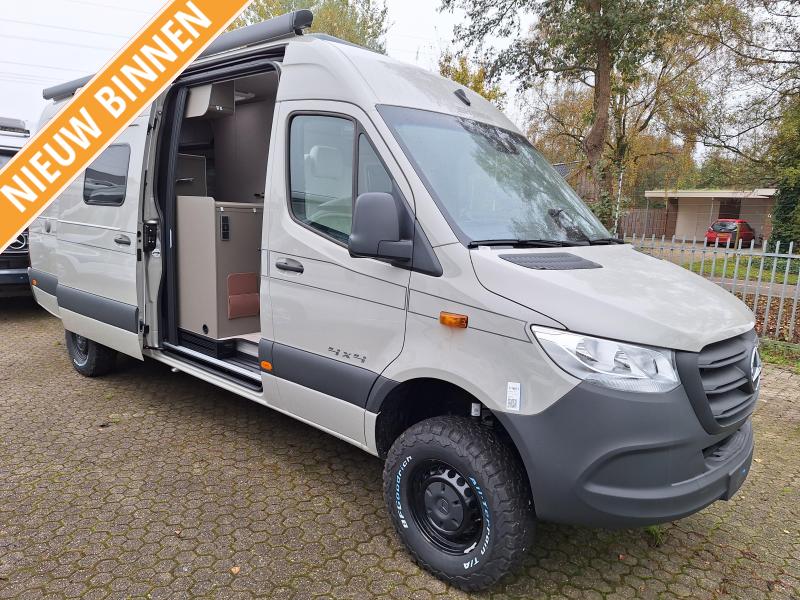 Hymer Grand Canyon S 700 4x4-2 APARTE BEDDEN-697CM