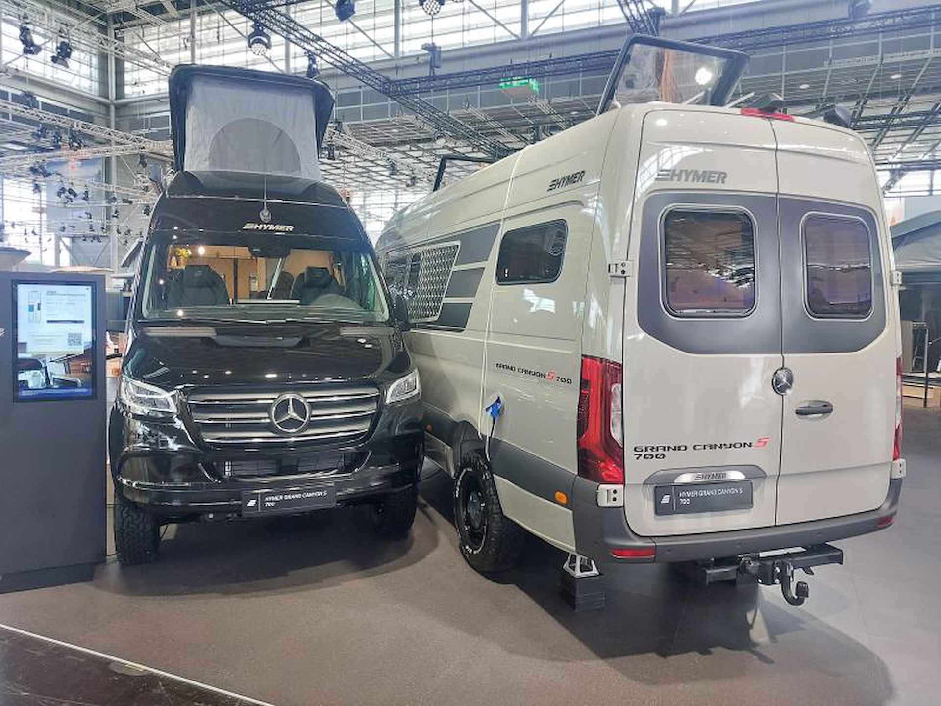 Hymer Grand Canyon S 700 4x4-2 APARTE BEDDEN-697CM - 17/25