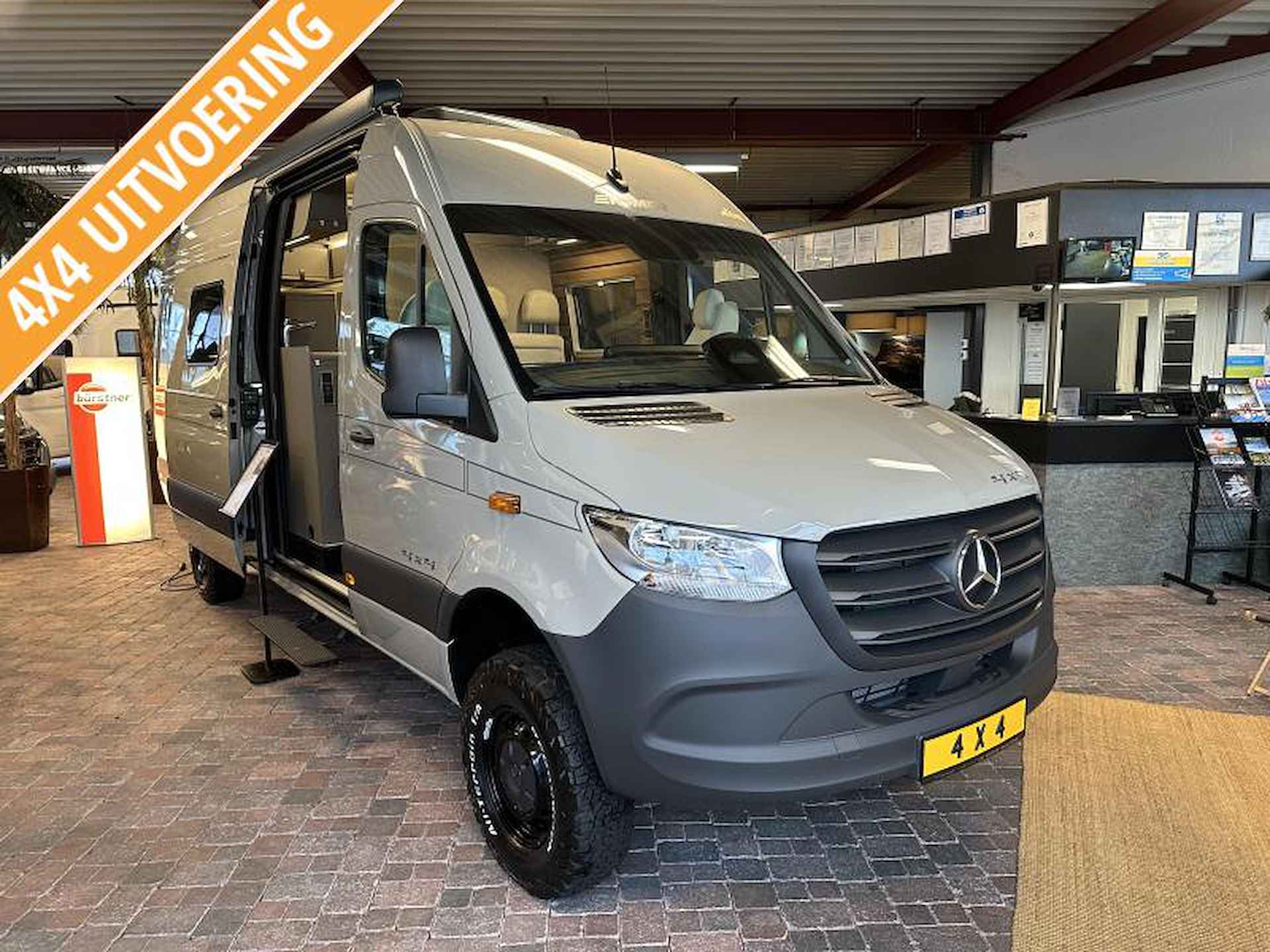 Hymer Grand Canyon S 700 4x4 - 2 APARTE BEDDEN