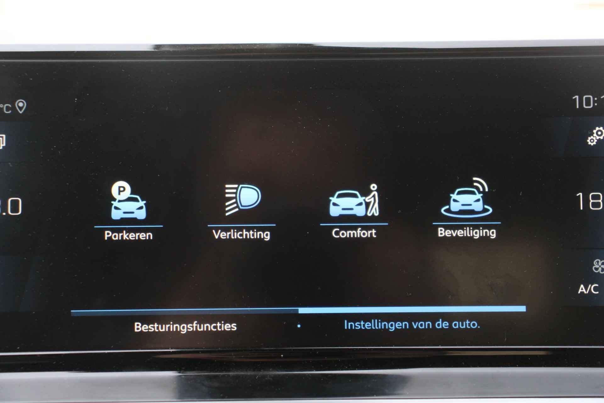 Peugeot 2008 1.2 PureTech Active Pack / Demo Deal !!! / Apple Carplay/Android Auto / Dab radio / Lichtmetalen velgen 16" / Buitenspiegels ele - 21/40