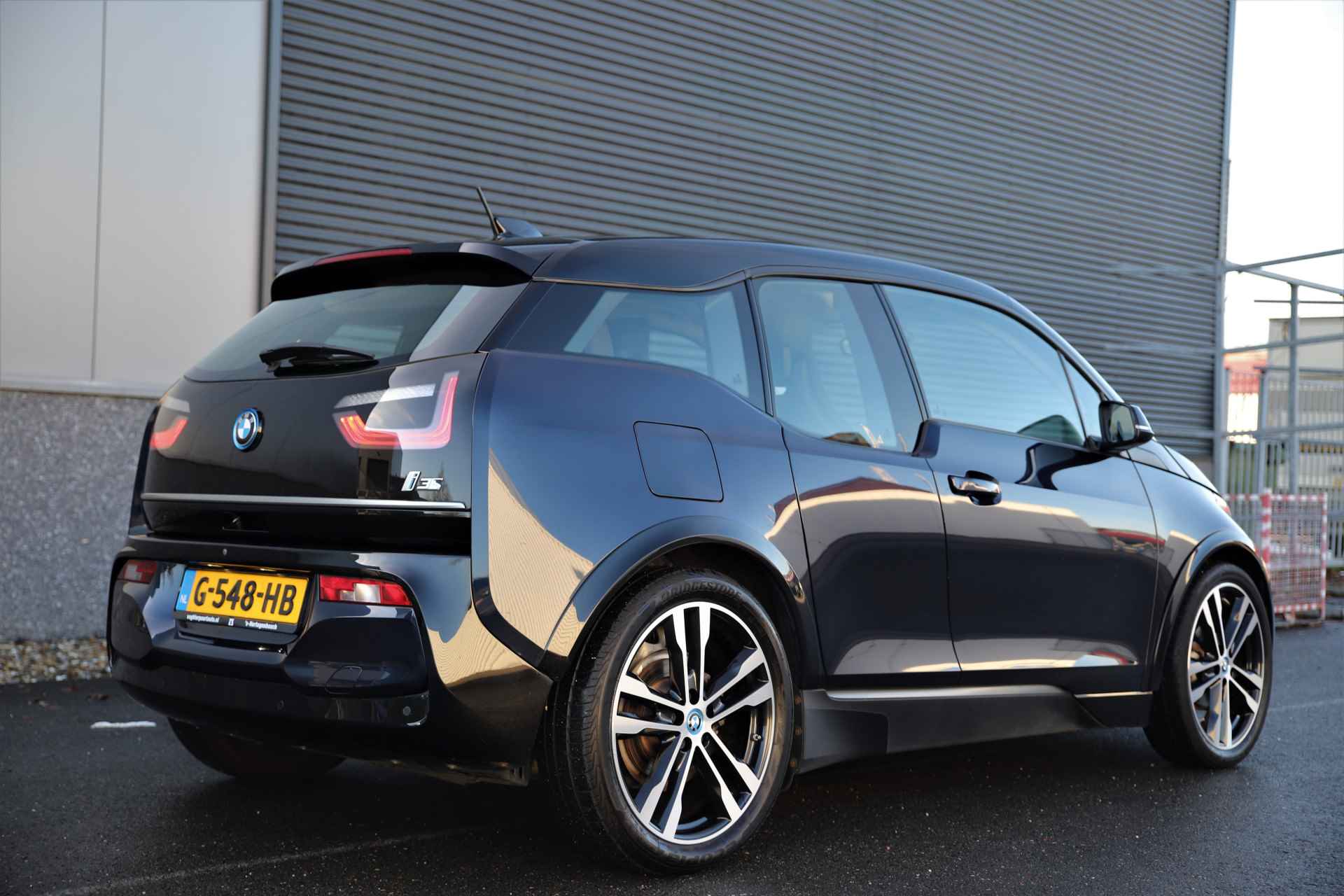 BMW i3 S 184pk Executive 120Ah 42 kWh Leder/W-pomp/Camera/3-fase - 7/41