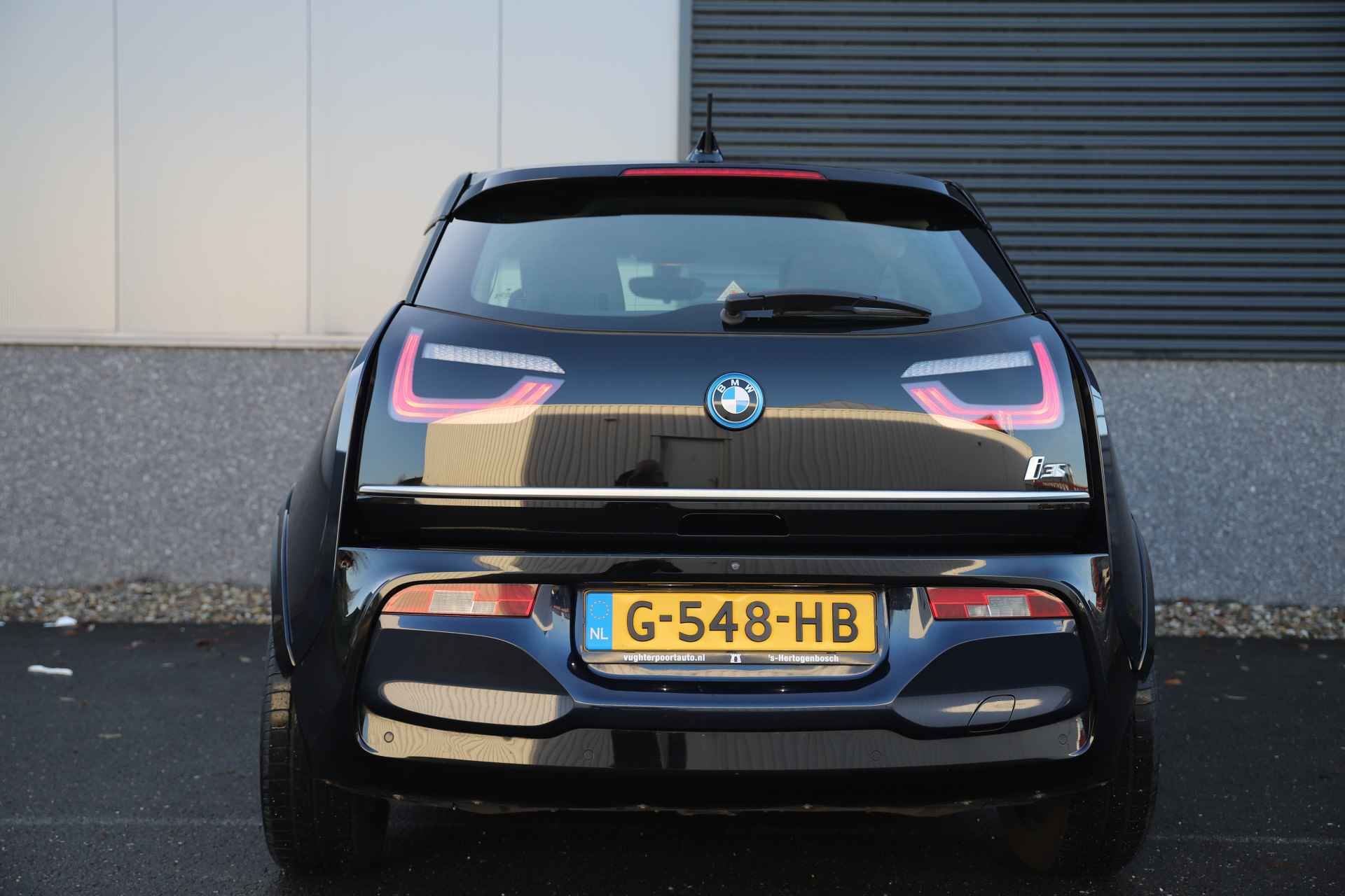 BMW i3 S 184pk Executive 120Ah 42 kWh Leder/W-pomp/Camera/3-fase - 12/41