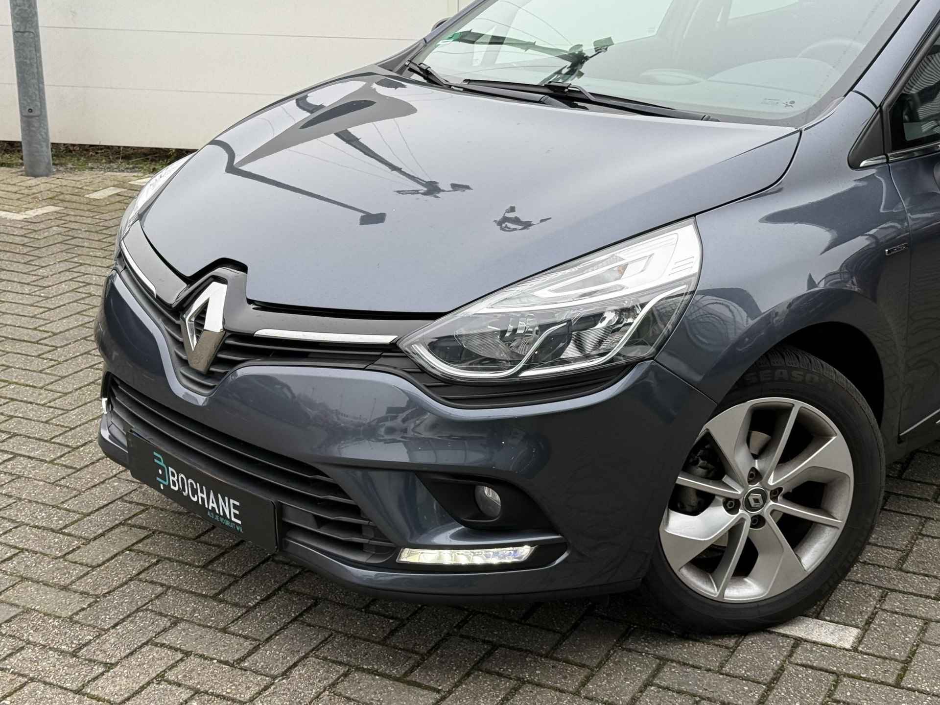 Renault Clio 0.9 TCe Limited | Navi | Parkeersensoren | Onderhoudhistorie! - 4/31