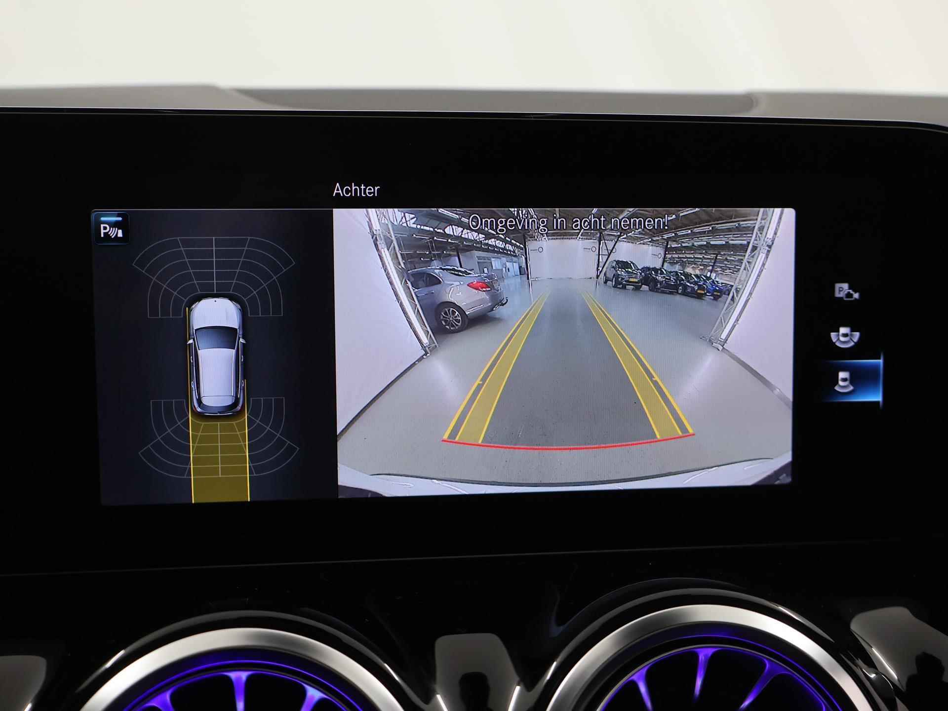 Mercedes-Benz GLA-klasse 250 e Business Solution AMG Limited | Panoramadak | Sfeerverlichting | 20'' Velgen | Nightpakket | Achteruitrijcamera | Apple Carplay | - 15/44