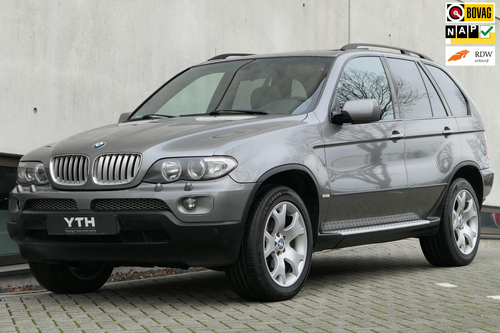 BMW X5 4.4i High Executive Facelift 320pk LPG G3 Panodak Navi Carplay Sportstoelen Youngtimer