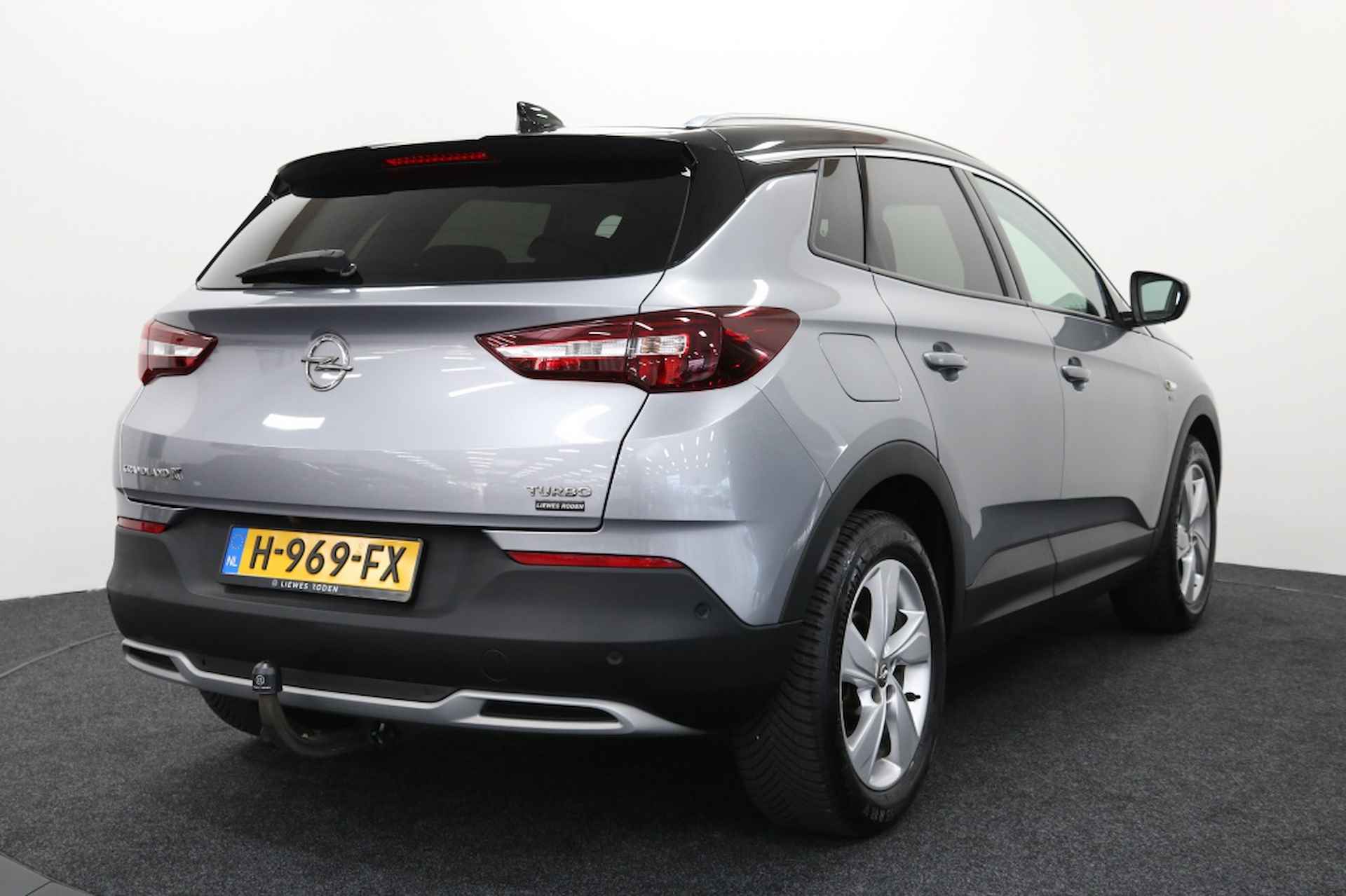 Opel Grandland X 1.2 Turbo 120 Jaar Edition (+ Trekhaak) - 8/31