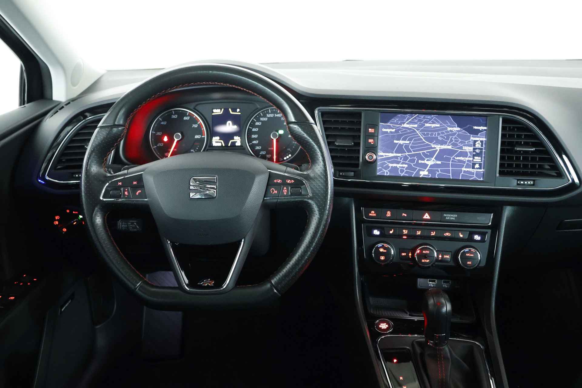 SEAT León ST 1.4 EcoTSI FR / Panorama / Opendak / Leder / LED / ACC / Aut / Carplay - 14/36