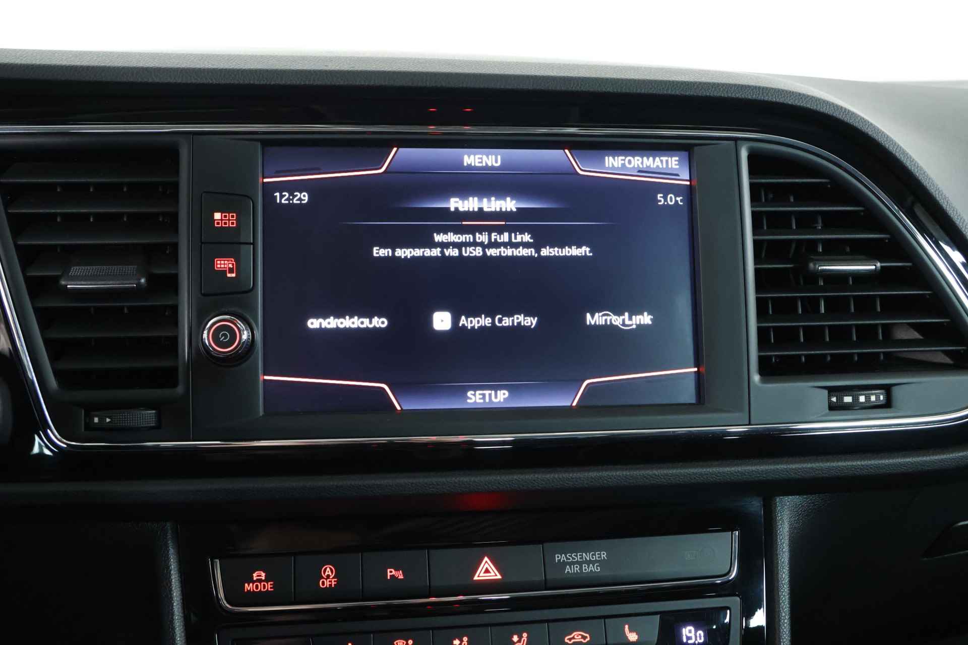 SEAT León ST 1.4 EcoTSI FR / Panorama / Opendak / Leder / LED / ACC / Aut / Carplay - 25/36