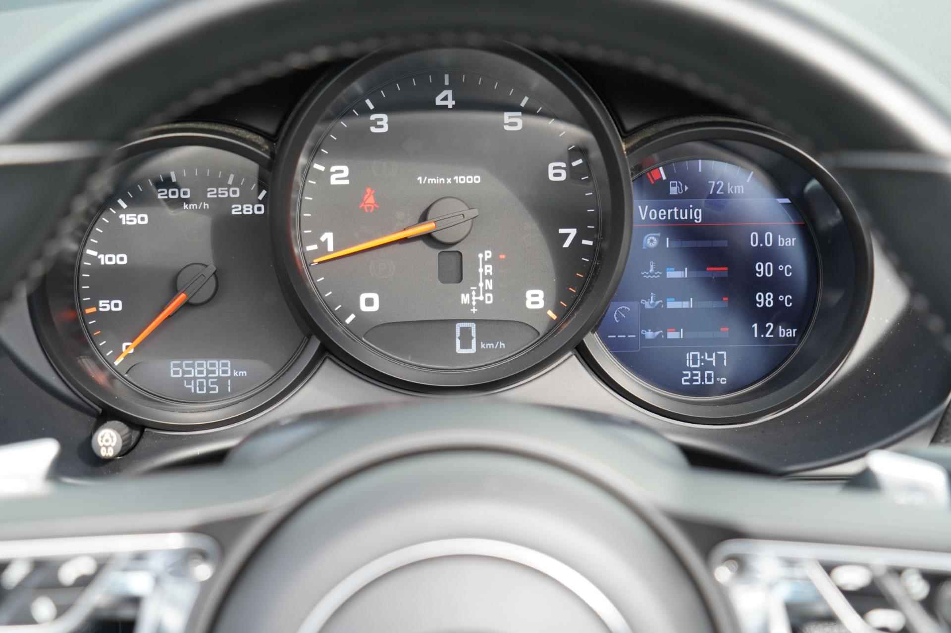 Porsche 718 Boxster 2.0 300pk / Sport Chrono / Sportuitlaat / Led / Stuurverwarming / NL-Auto! - 10/34