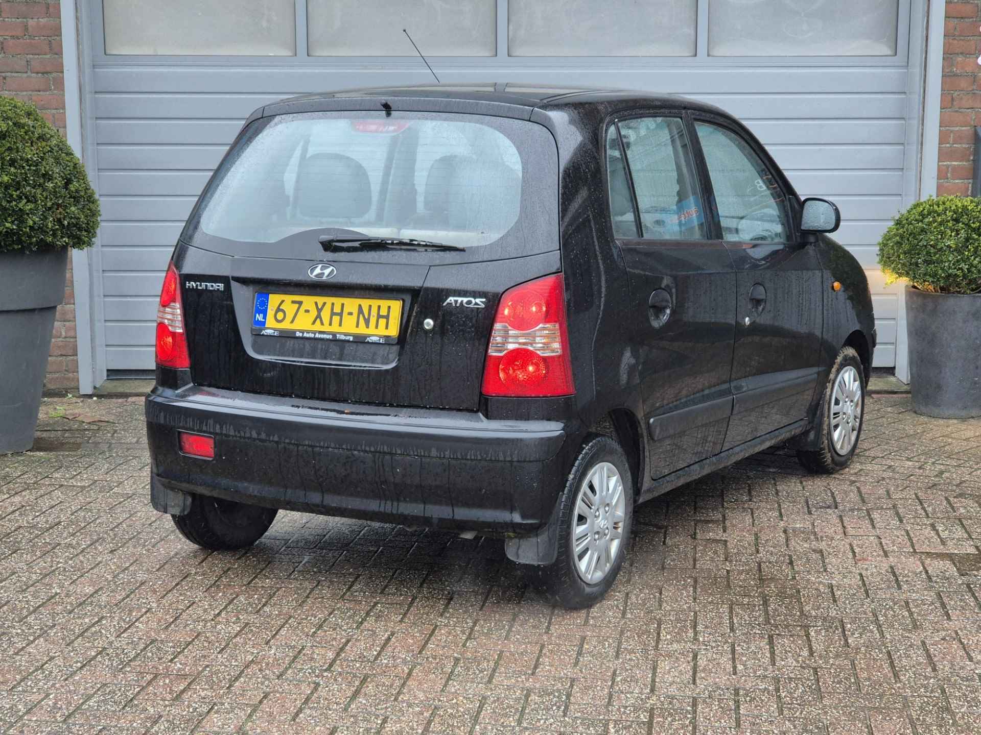 Hyundai Atos 1.1i Active Young . - 4/15