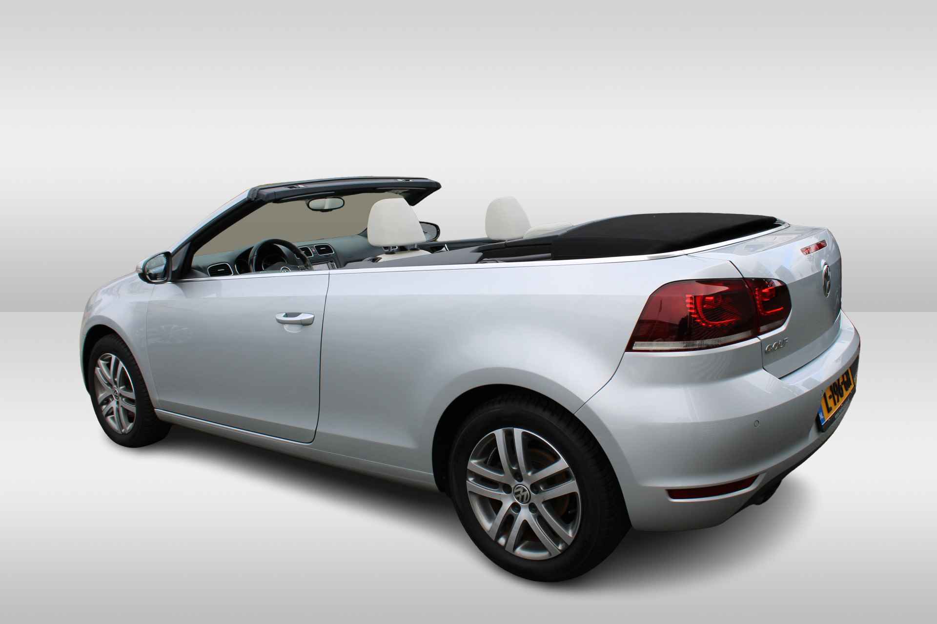 Volkswagen GOLF Cabriolet 1.4 TSI DSG Automaat Xenon / Parkeersensoren / El. Kap / Navigatie / Lederen interieur - 18/35