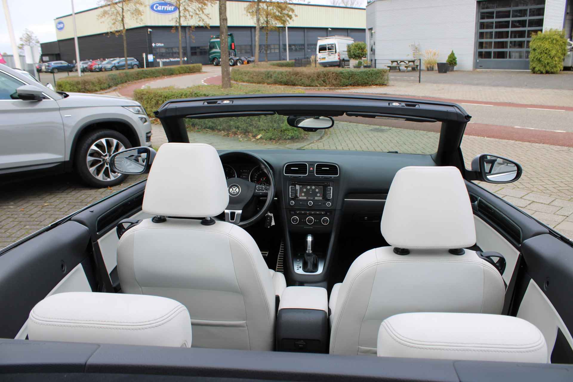 Volkswagen GOLF Cabriolet 1.4 TSI DSG Automaat Xenon / Parkeersensoren / El. Kap / Navigatie / Lederen interieur - 25/35