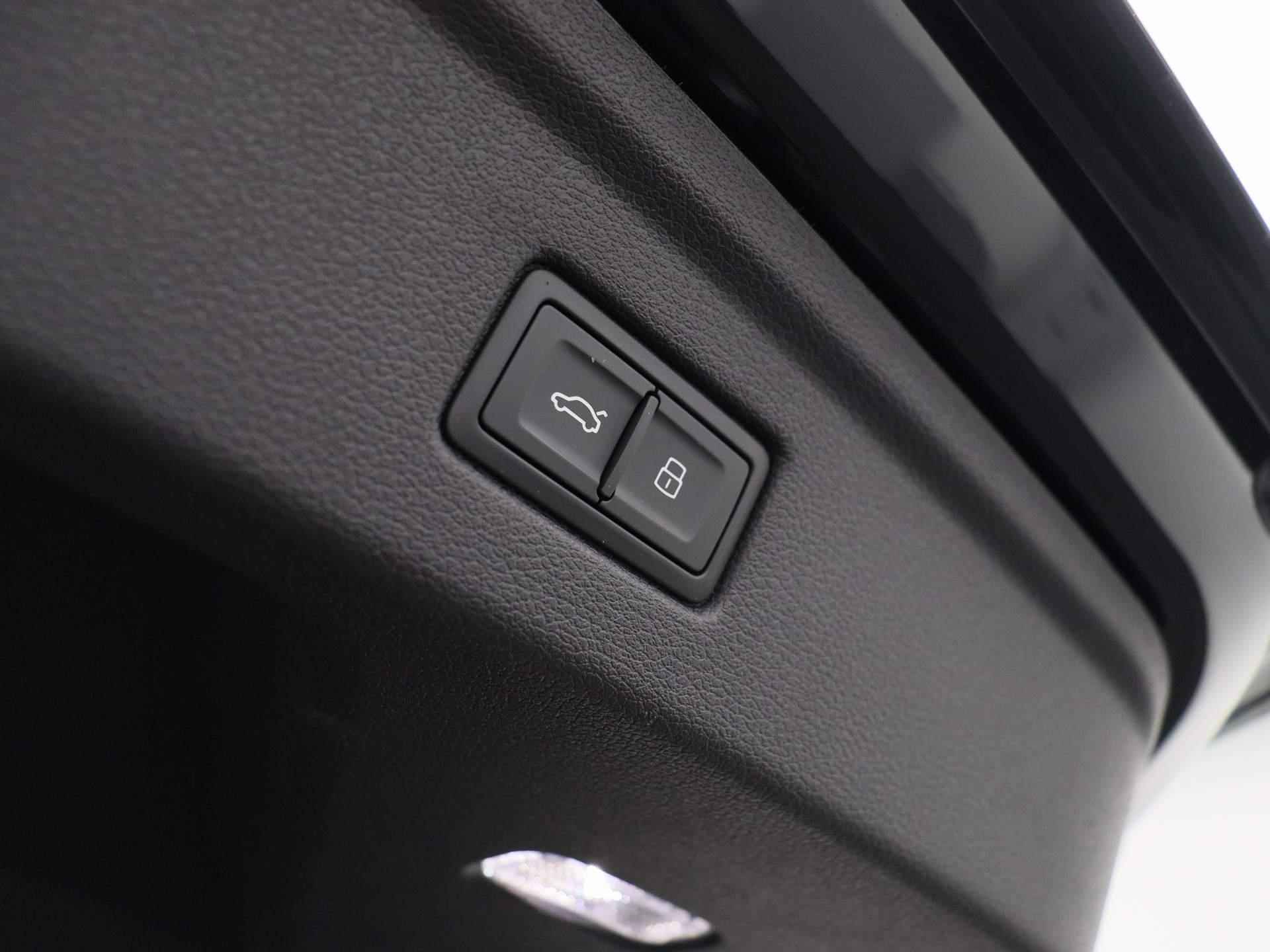Audi A5 Sportback 40 TFSI quattro S edition 204 PK | S-line Interieur | S-line Exterieur | Automaat | Camera | Navigatie | Virtual cockpit | Panoramadak | Matrix LED | Head-up display | Lichtmetalen velgen | Stoelverwarming | Audi drive select | Adaptive cruise control | Fabrieksgarantie | - 15/54
