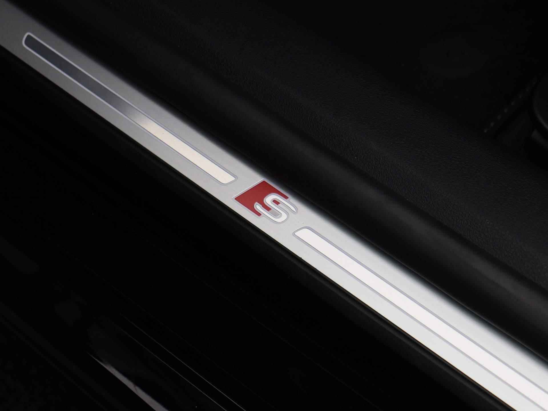 Audi A5 Sportback 40 TFSI quattro S edition 204 PK | S-line Interieur | S-line Exterieur | Automaat | Camera | Navigatie | Virtual cockpit | Panoramadak | Matrix LED | Head-up display | Lichtmetalen velgen | Stoelverwarming | Audi drive select | Adaptive cruise control | Fabrieksgarantie | - 41/54