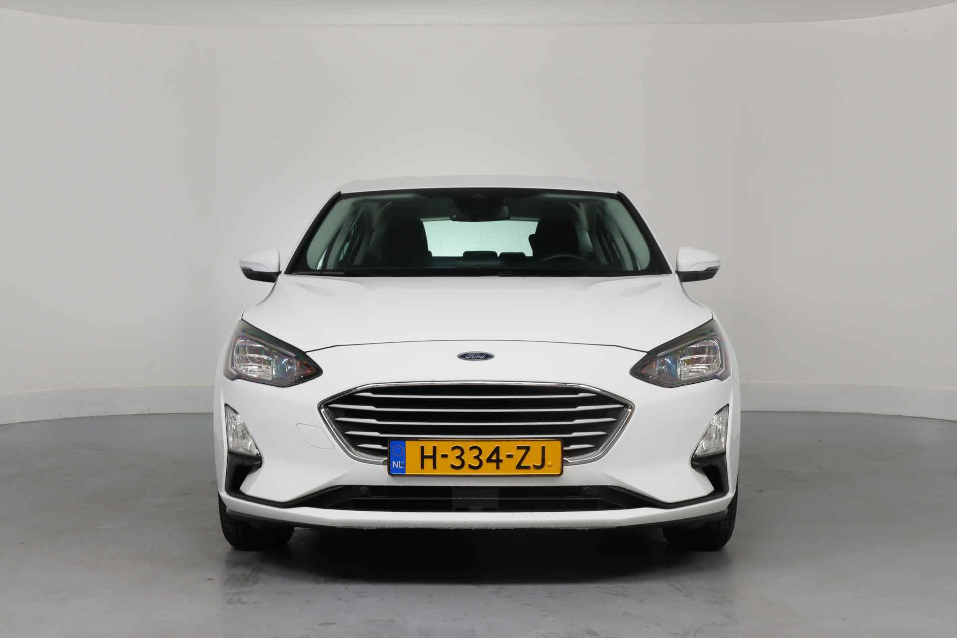 Ford Focus 1.0 EcoBoost Trend Edition Business | Navigatie | Led | Parkeersensoren | Climate Control | Cruise Control | Keyless - 2/37