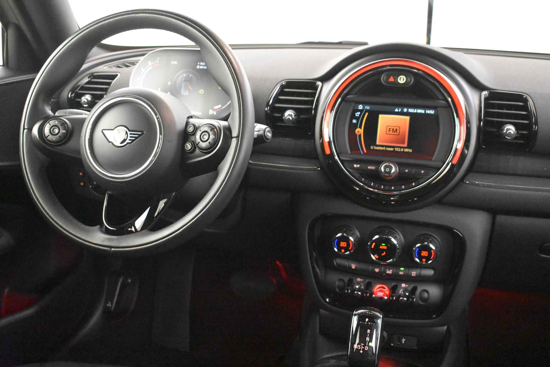 MINI Clubman One Pepper Automaat / Comfort Access / LED / Navigatie / Cruise Control / PDC achter - 17/32