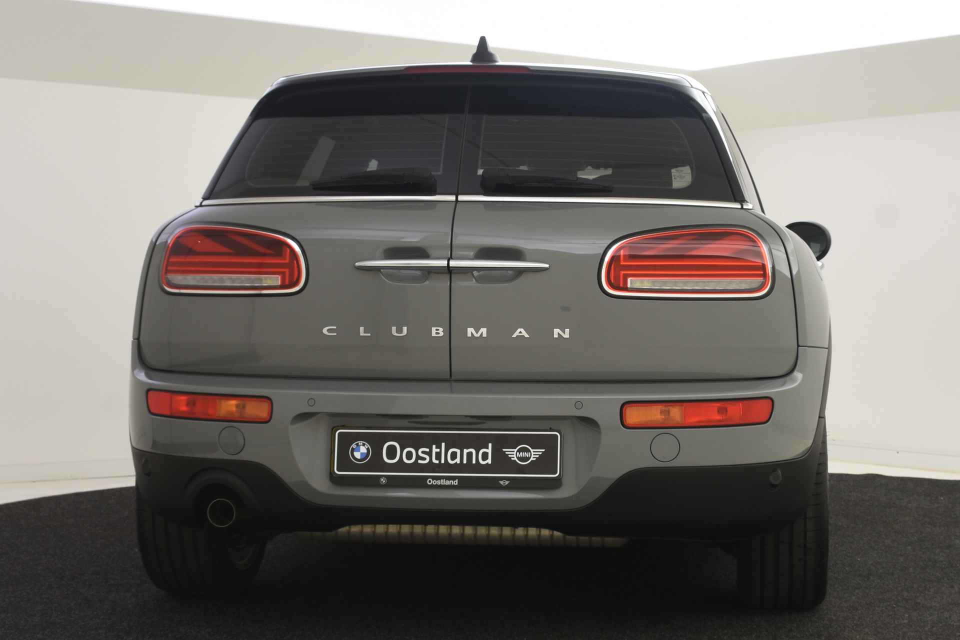 MINI Clubman One Pepper Automaat / Comfort Access / LED / Navigatie / Cruise Control / PDC achter - 24/32