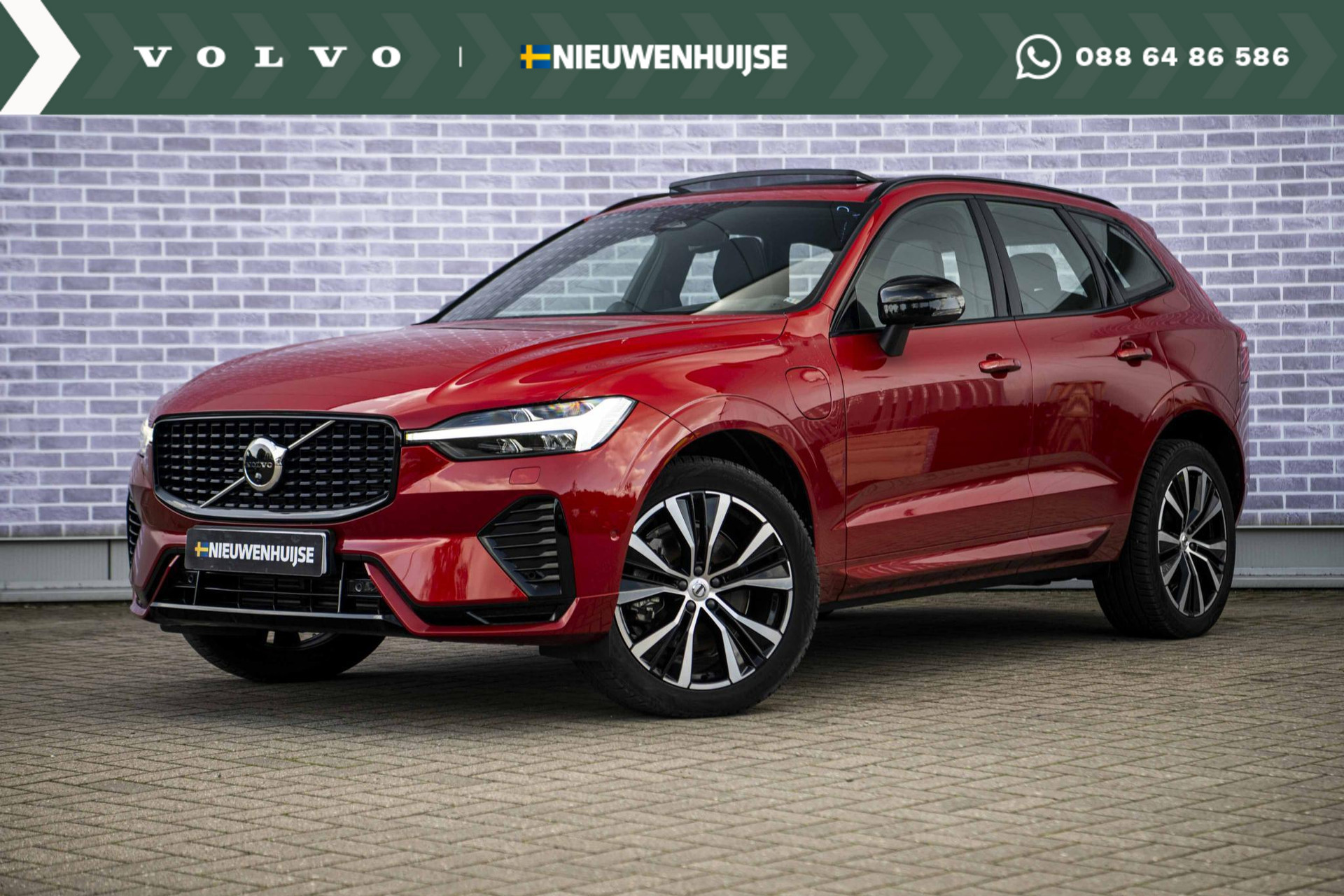 Volvo XC60 2.0 Recharge T6 AWD Ultimate Dark | Trekhaak | Luchtvering | Bowers & Wilkins | Gelamineerd Glas | Adaptive Cruise | Head Up Display | Memory Seats |