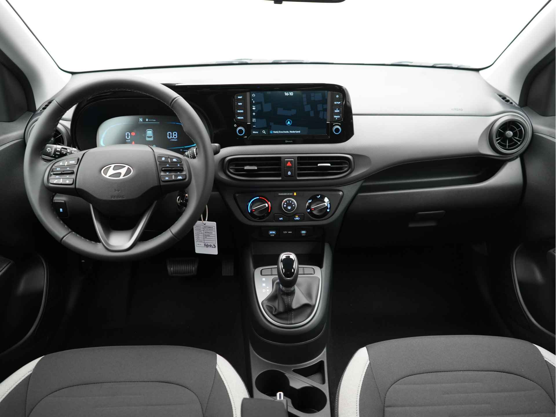 Hyundai i10 1.0 Comfort Smart 5-zits AUTOMAAT met Navigatie, Camera en Airconditioning Uit voorraad leverbaar! - 4/37