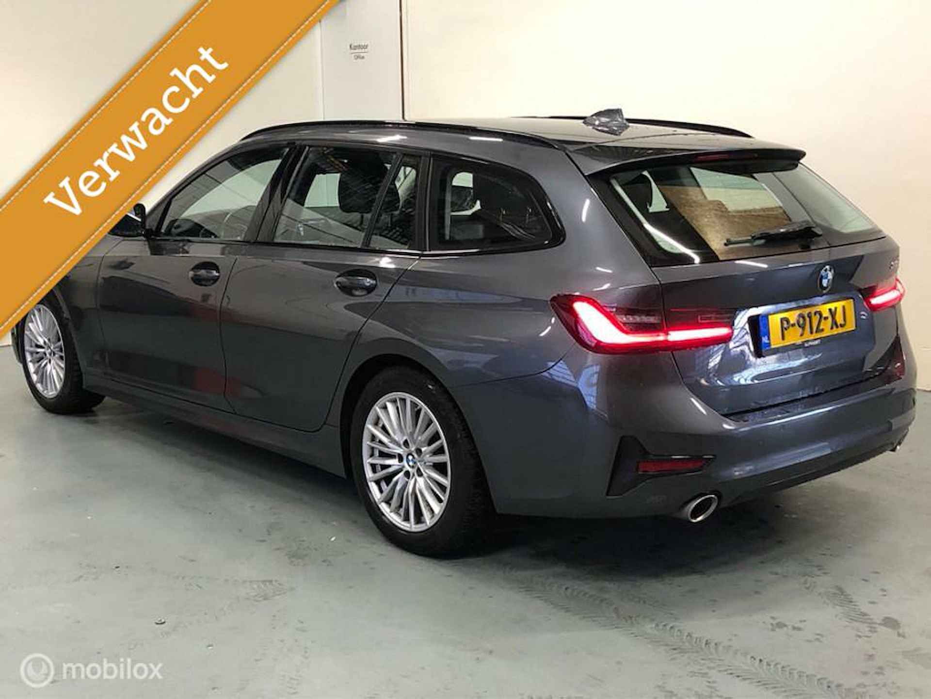 BMW 3-serie Touring 318i Sportline Automaat Sportstoelen - 2/5