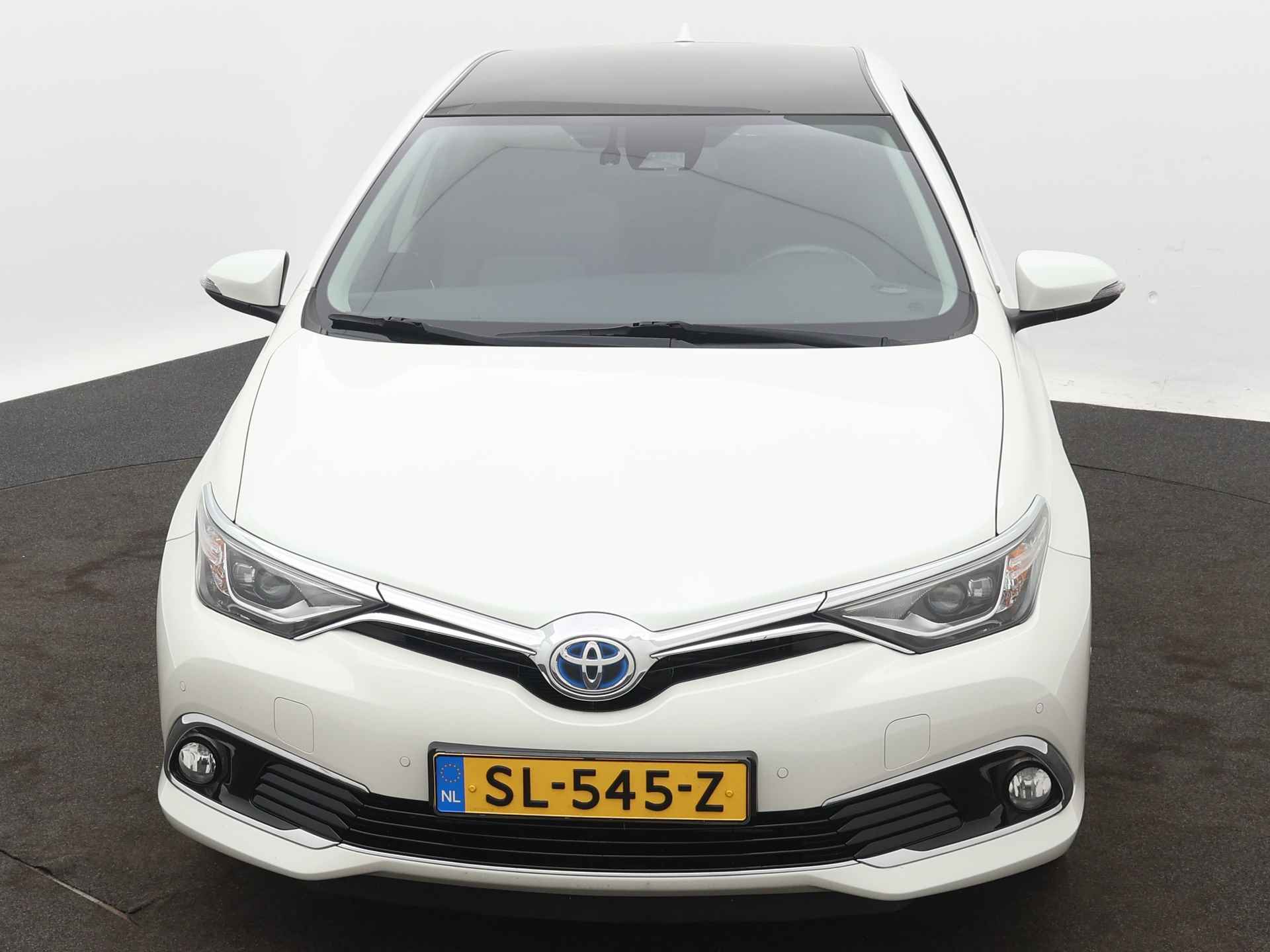 Toyota Auris 1.8 Hybrid Executive | Panoramadak | Navigatie | Camera | LM Velgen | Stoelverwarming | Parkeerhulp | LED | - 29/43