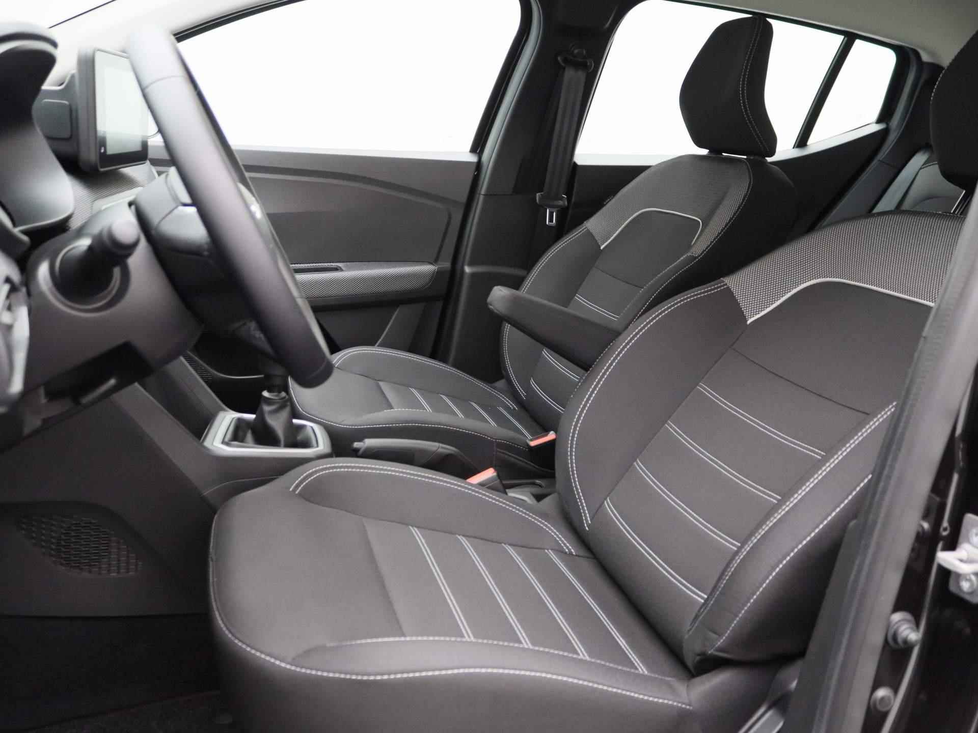 Dacia Sandero 1.0 TCe 90pk Expression | Navigatie | Apple Carplay & Android Auto | Parkeersensoren achter | Airco - 12/31