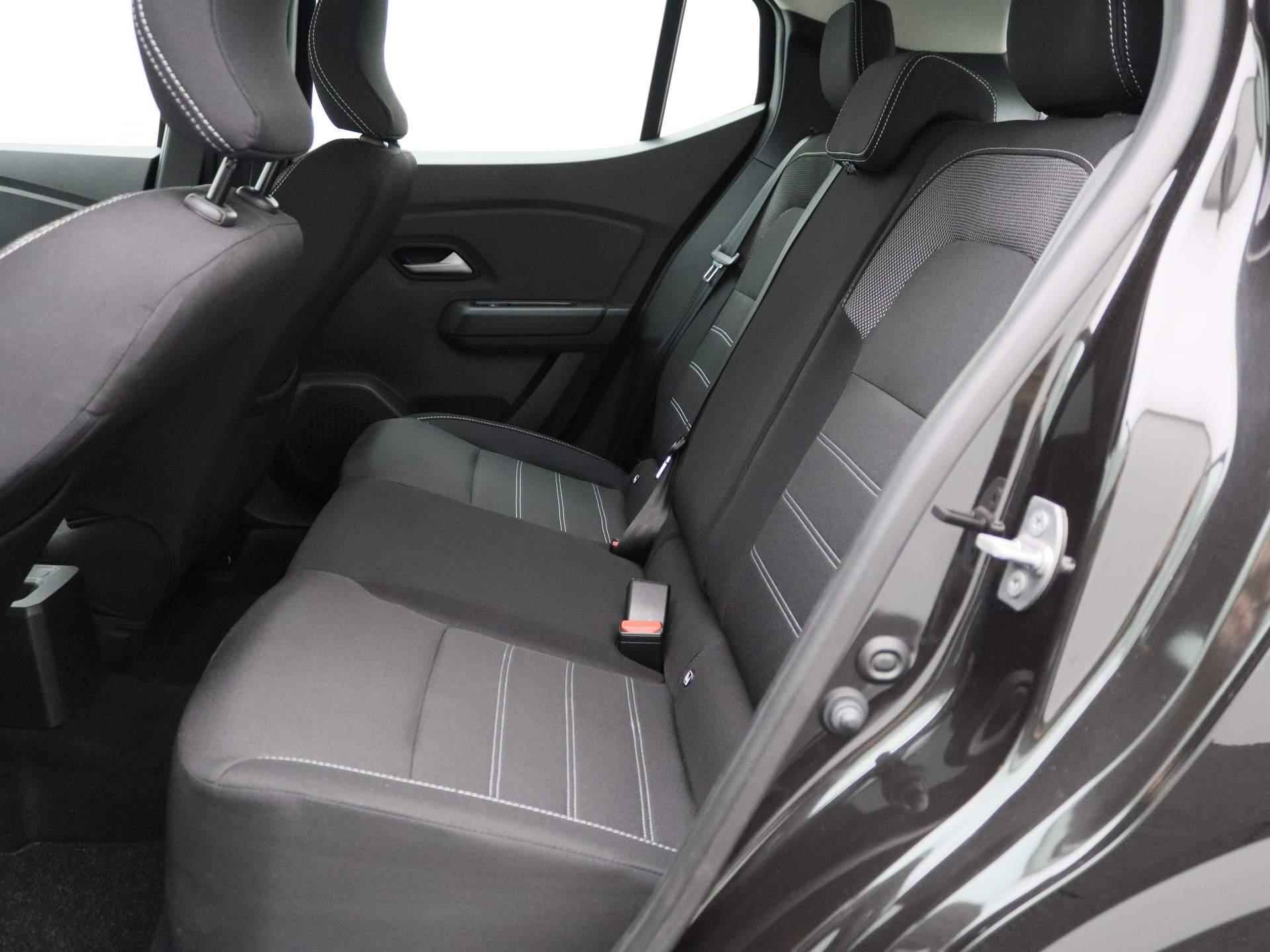 Dacia Sandero 1.0 TCe 90pk Expression | Navigatie | Apple Carplay & Android Auto | Parkeersensoren achter | Airco - 13/31