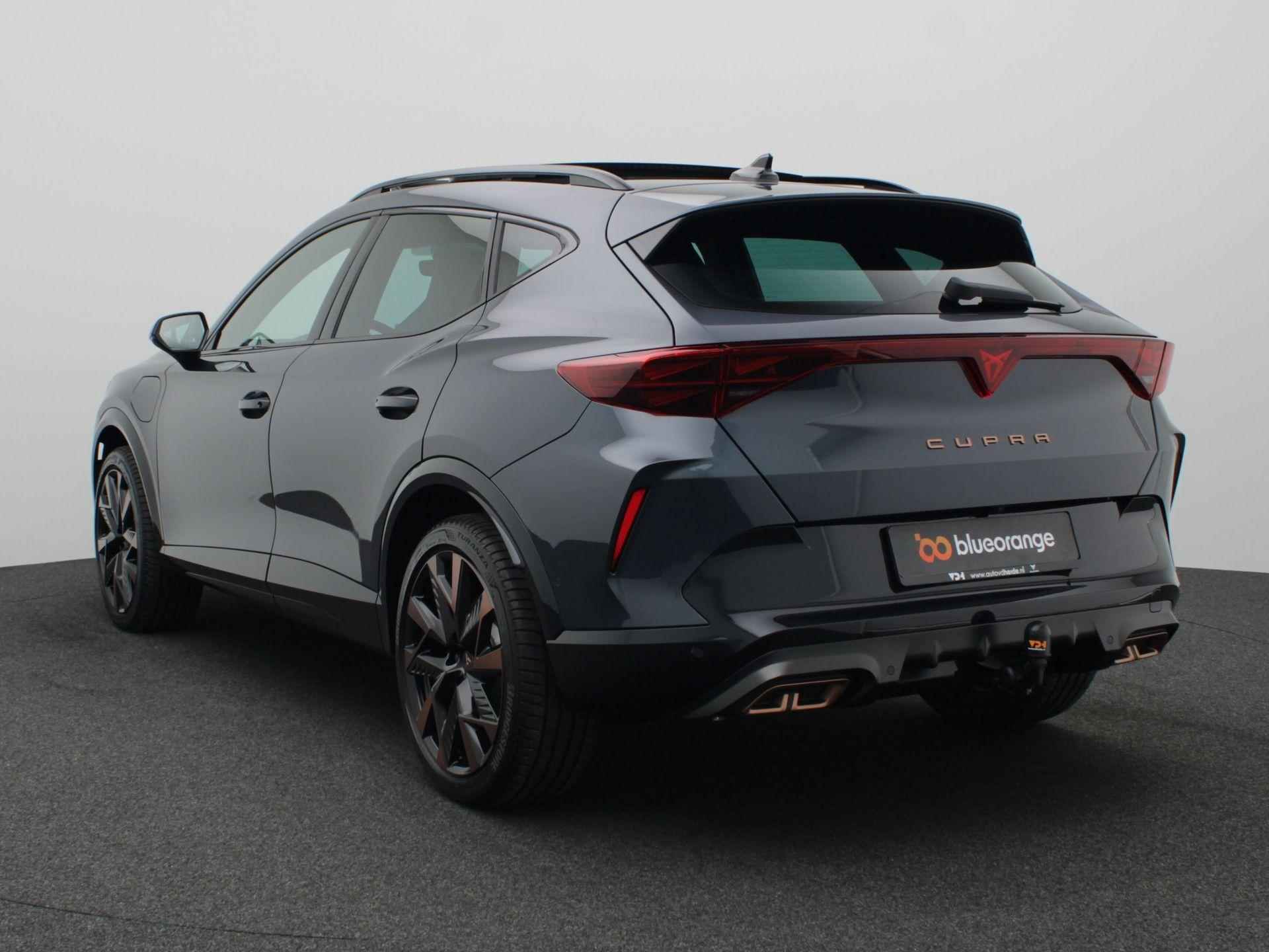 CUPRA Formentor 1.5 TSI e-Hybrid VZ Performance 272PK DSG matrix led, trekhaak, schuif-kanteldak, vollederen bekleding, 360gr. camera, adaptive cruise, side assist, elek. verstelbare voorstoel, virtual pedal, keyless, 19" lichtmetaal - 10/61