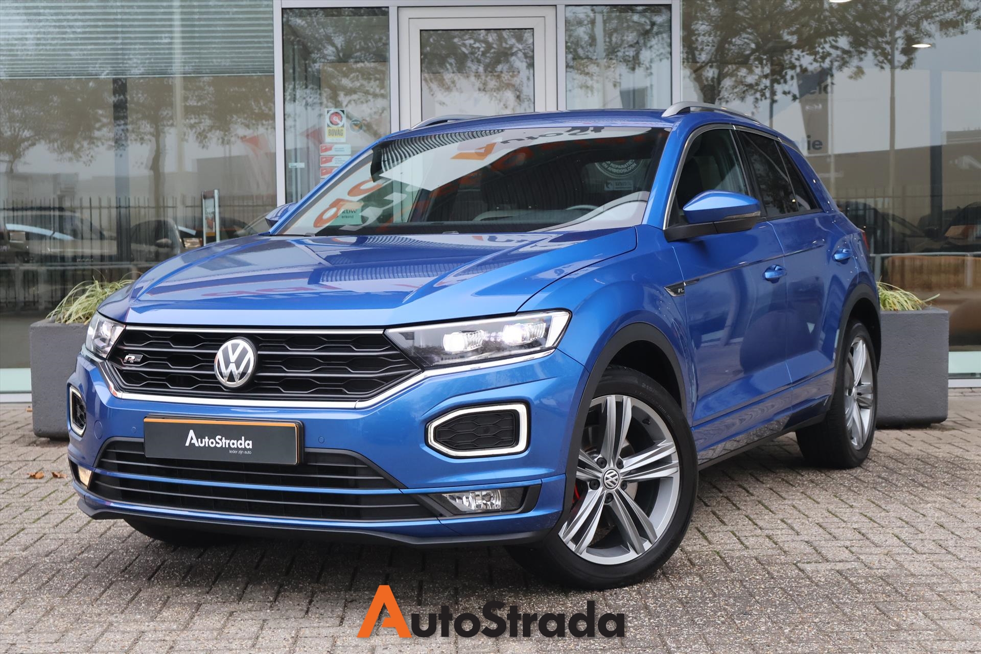 Volkswagen T-Roc 1.5 TSI R-Line 150pk | ACC | DAB | Rijstrooksensor | Virtual | Navi | Climate | 1e Eigenaar