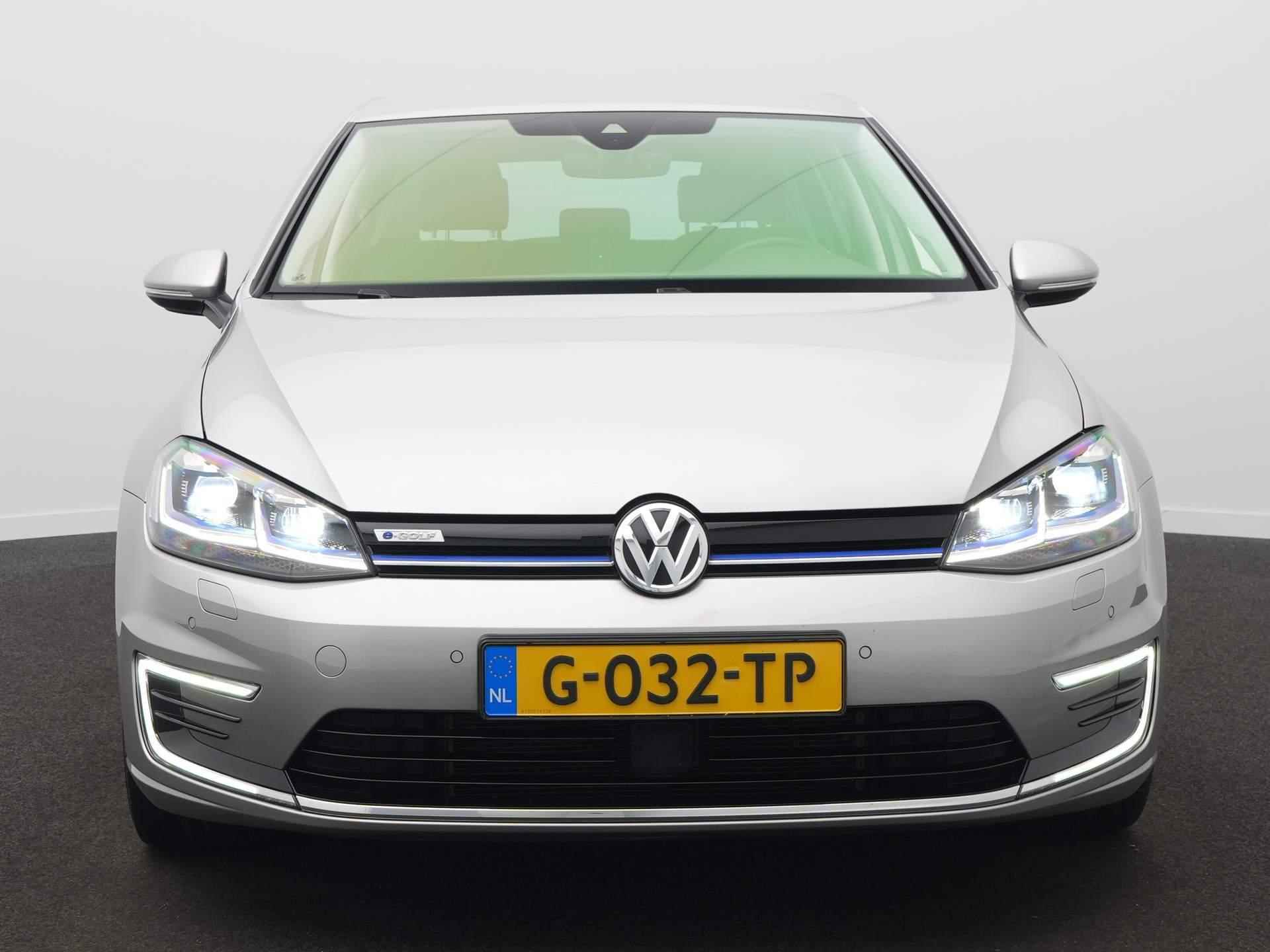 Volkswagen e-Golf E-DITION Adaptive cruise / Virtual cockpit / Leer / Clima / Navi / Achteruitrijcamera - 2/46