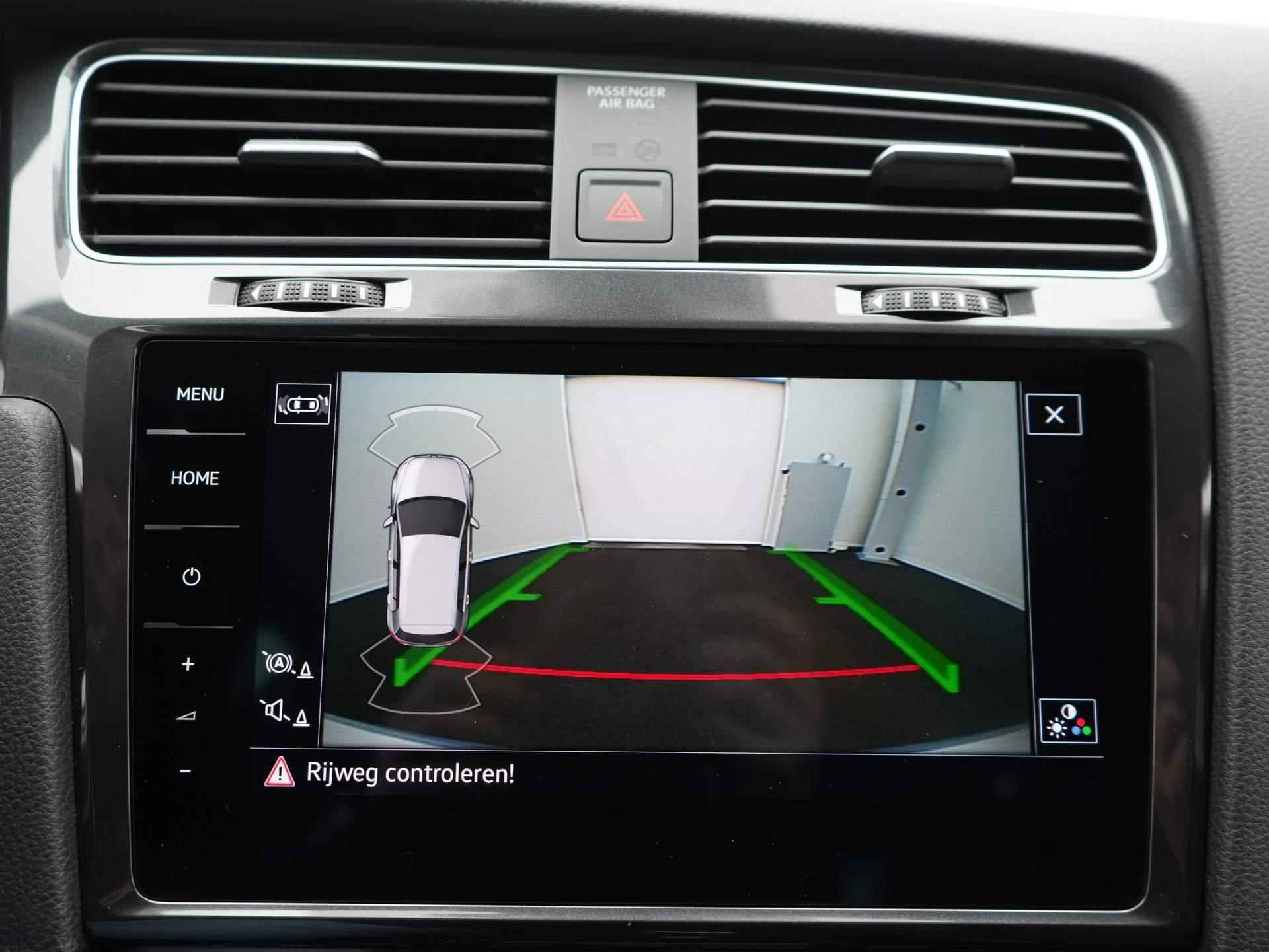 Volkswagen e-Golf E-DITION Adaptive cruise / Virtual cockpit / Leer / Clima / Navi / Achteruitrijcamera - 21/46