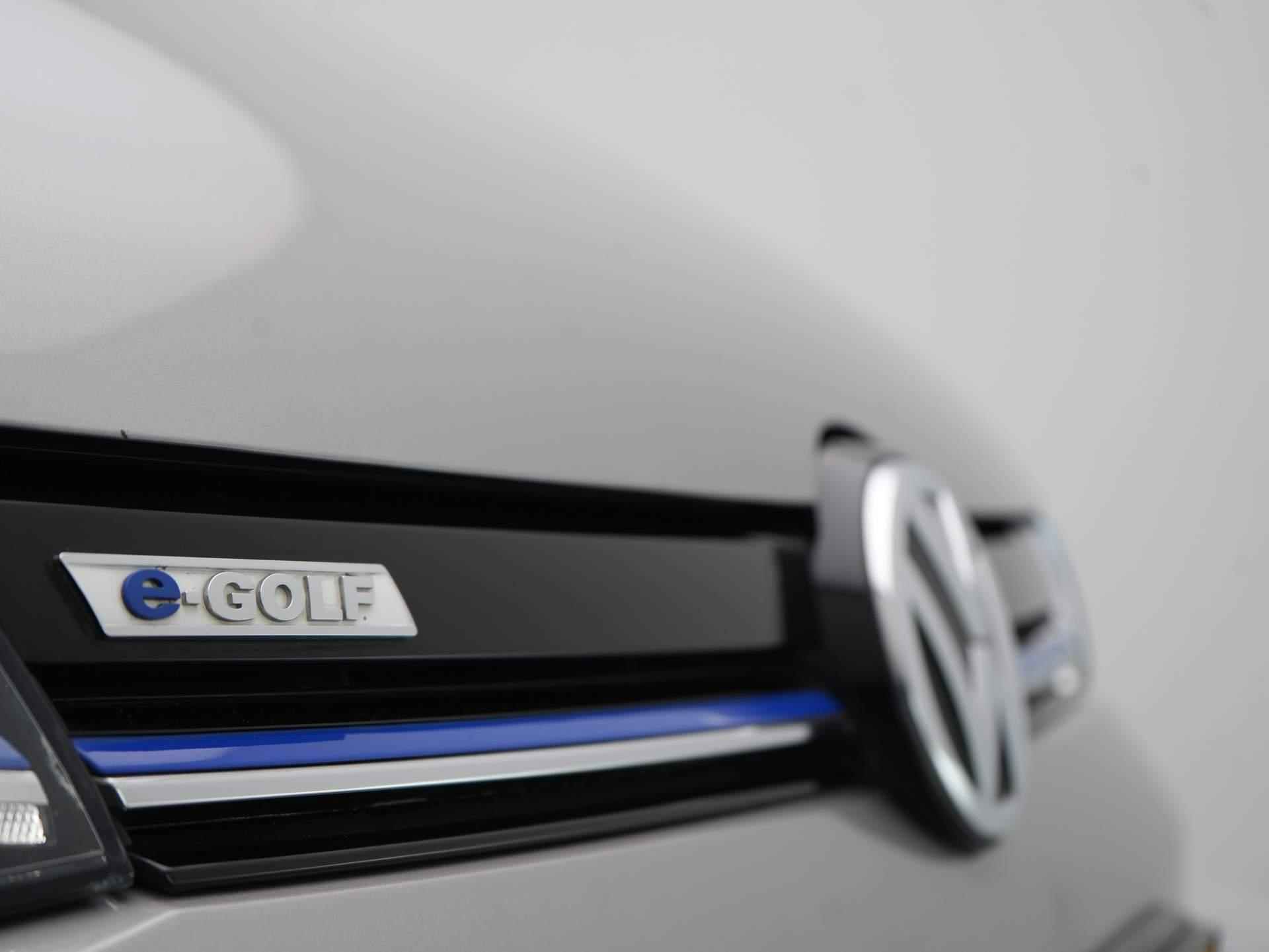 Volkswagen e-Golf E-DITION Adaptive cruise / Virtual cockpit / Leer / Clima / Navi / Achteruitrijcamera - 42/46