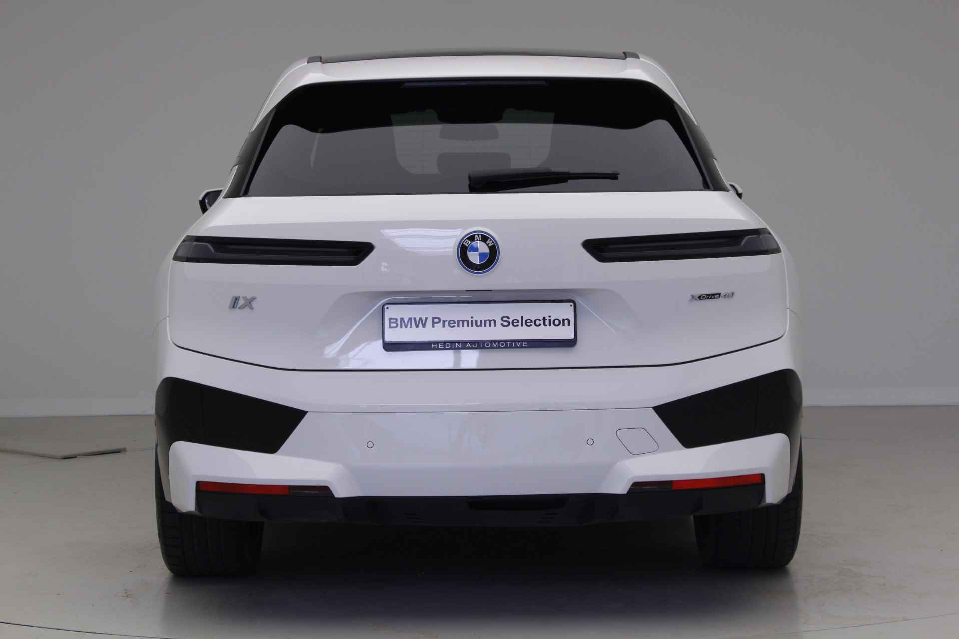 BMW iX xDrive40 High Executive 77 kWh | Sportpakket | Harman Kardon | Driving Assistant Professional | Sky Lounge - 6/39