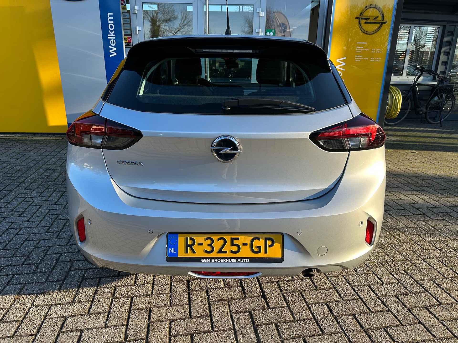 Opel Corsa 1.2 100PK Edition AUTOMAAT | NAVIGATIE| CRUISE CONTROL| DAB| APPLE CARPLAY\ANDROID AUTO| - 6/32