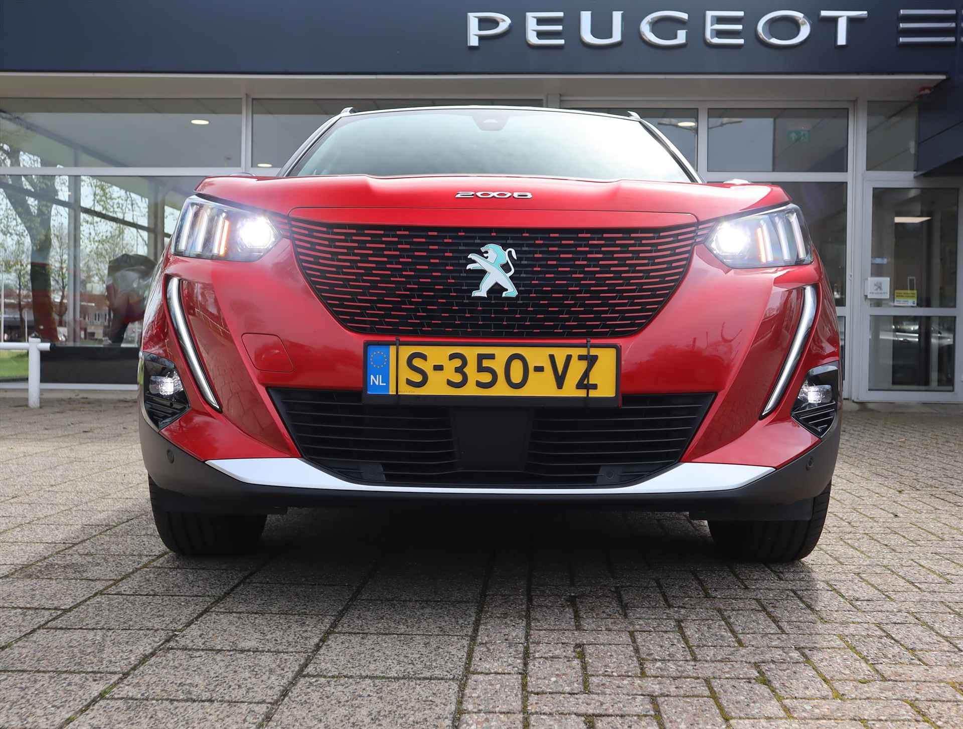 Peugeot e-2008 GT Pack EV 50kWh 136PK Automaat, Rijklaarprijs, Navigatie Stoelverwarming Adaptieve cruise control - 18/80